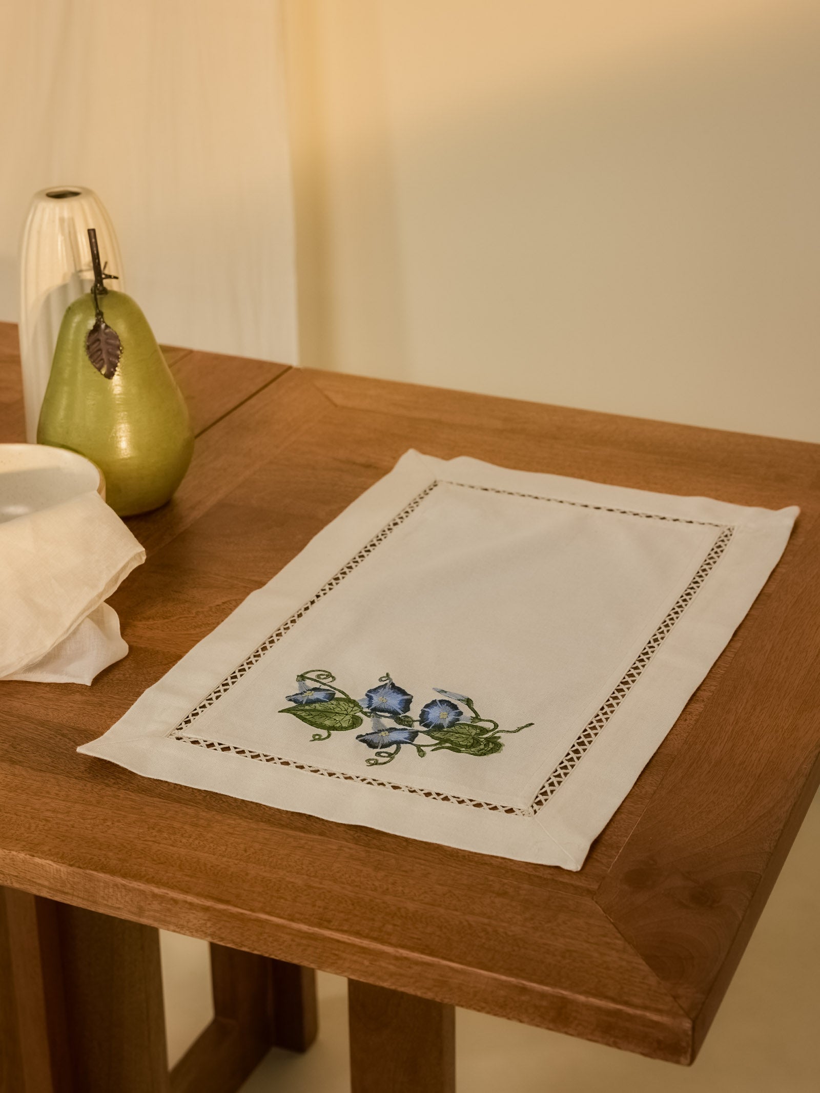 Morning Glory Table Mat