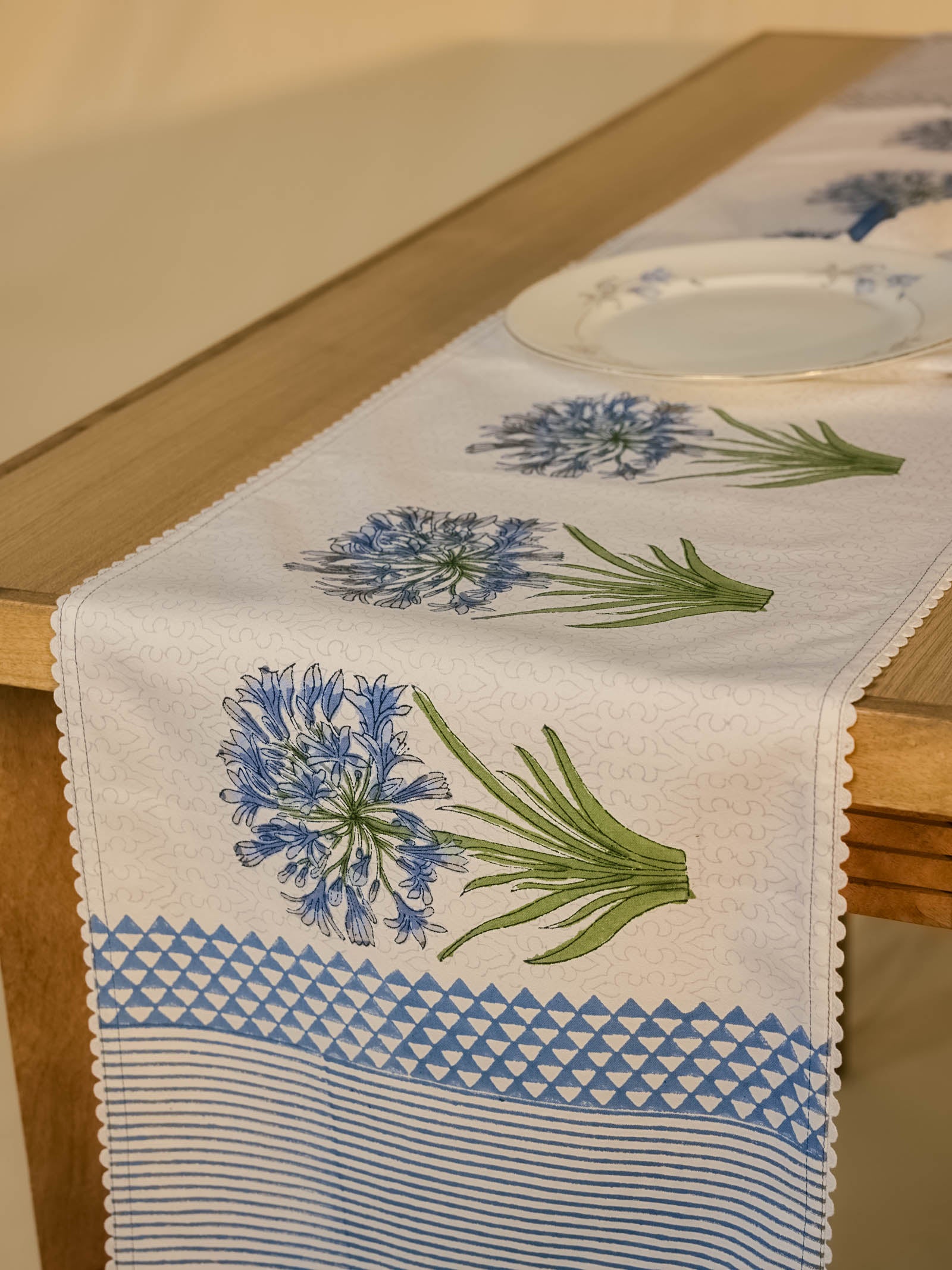 Agapanthus Table Runner