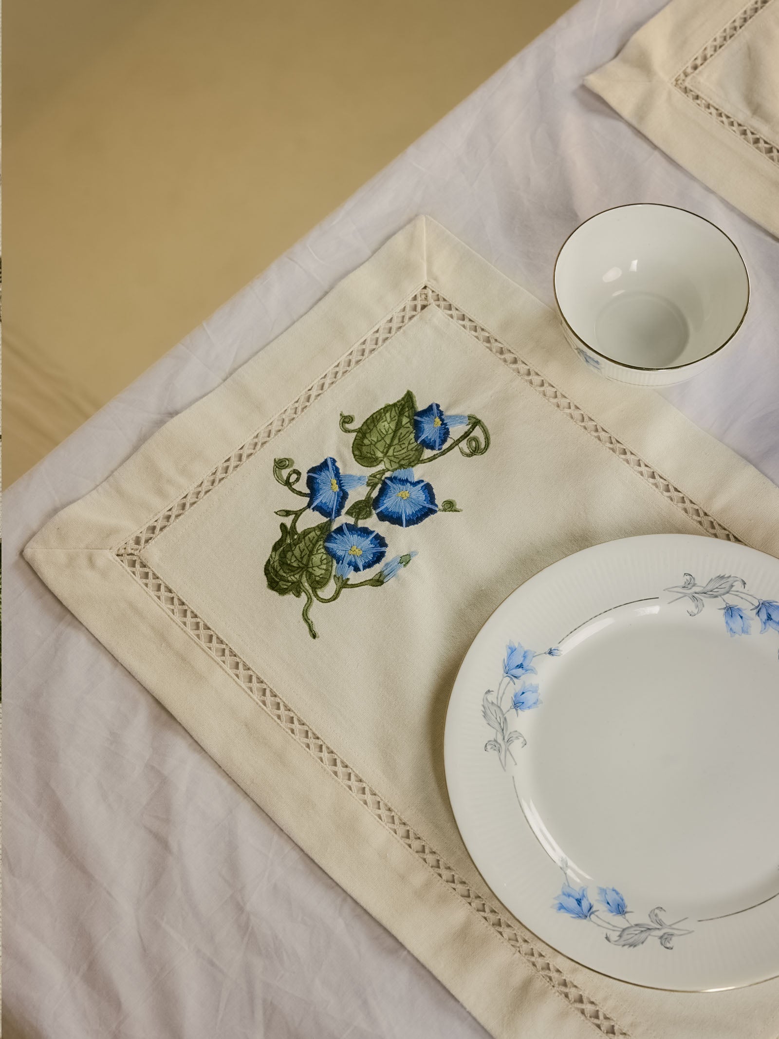 Morning Glory Table Mat