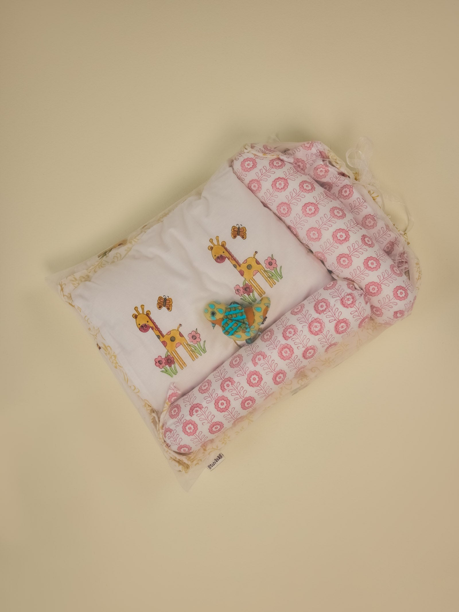 Giraffe With Flower Crib Set