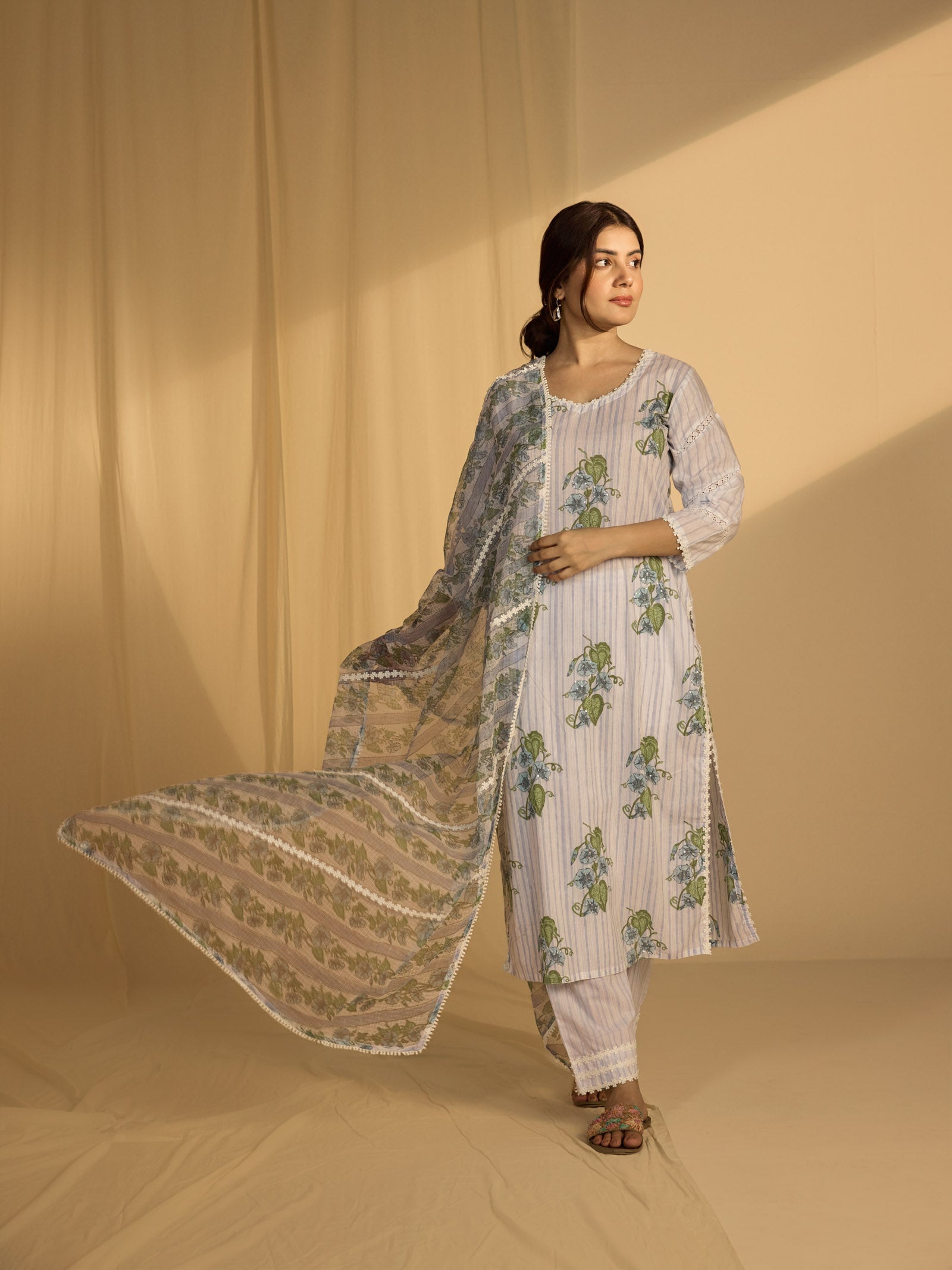 Elephant Creeper Kota Dupatta