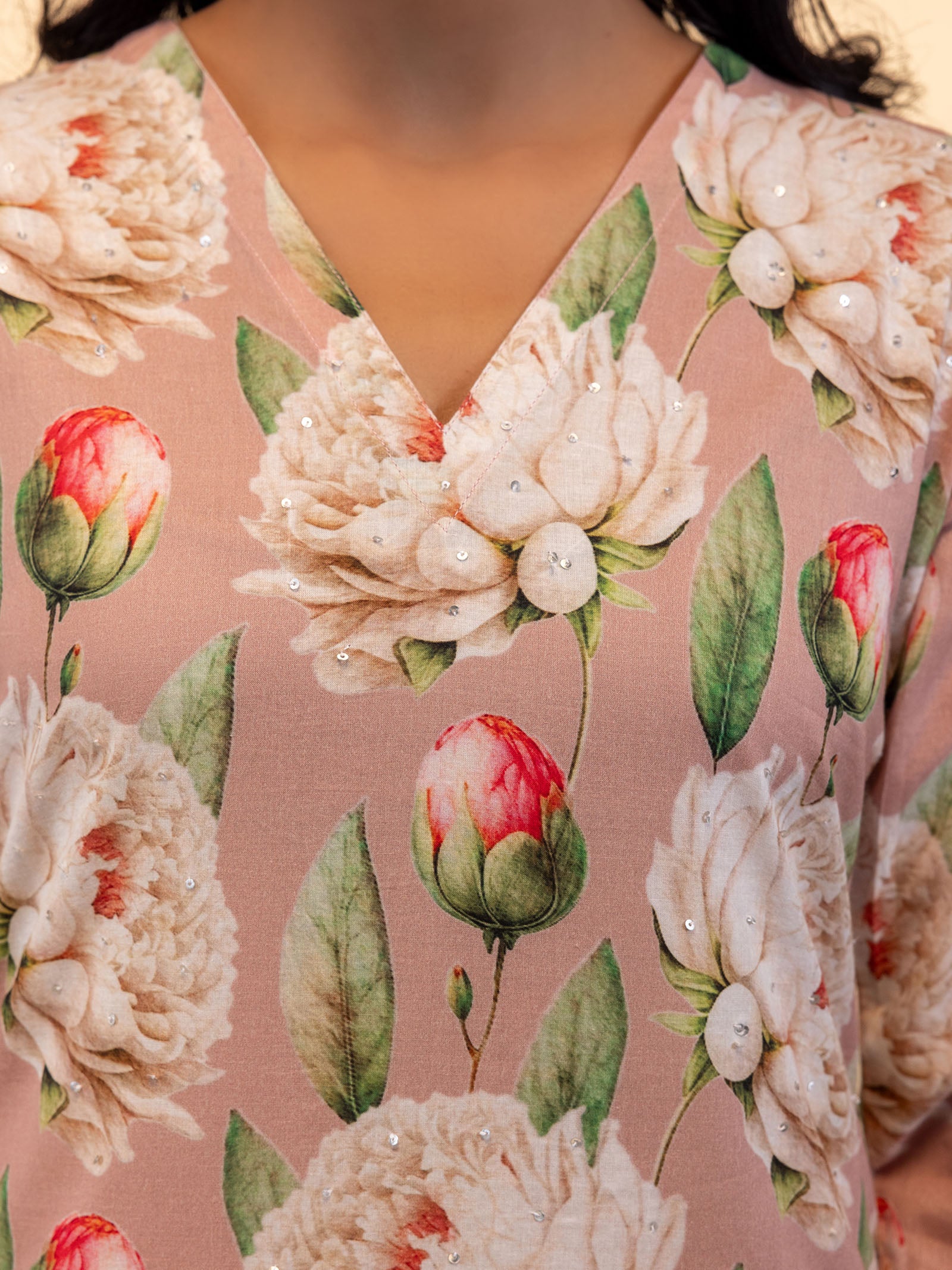 Bold And Beautiful Cotton Kurta - (Peach)