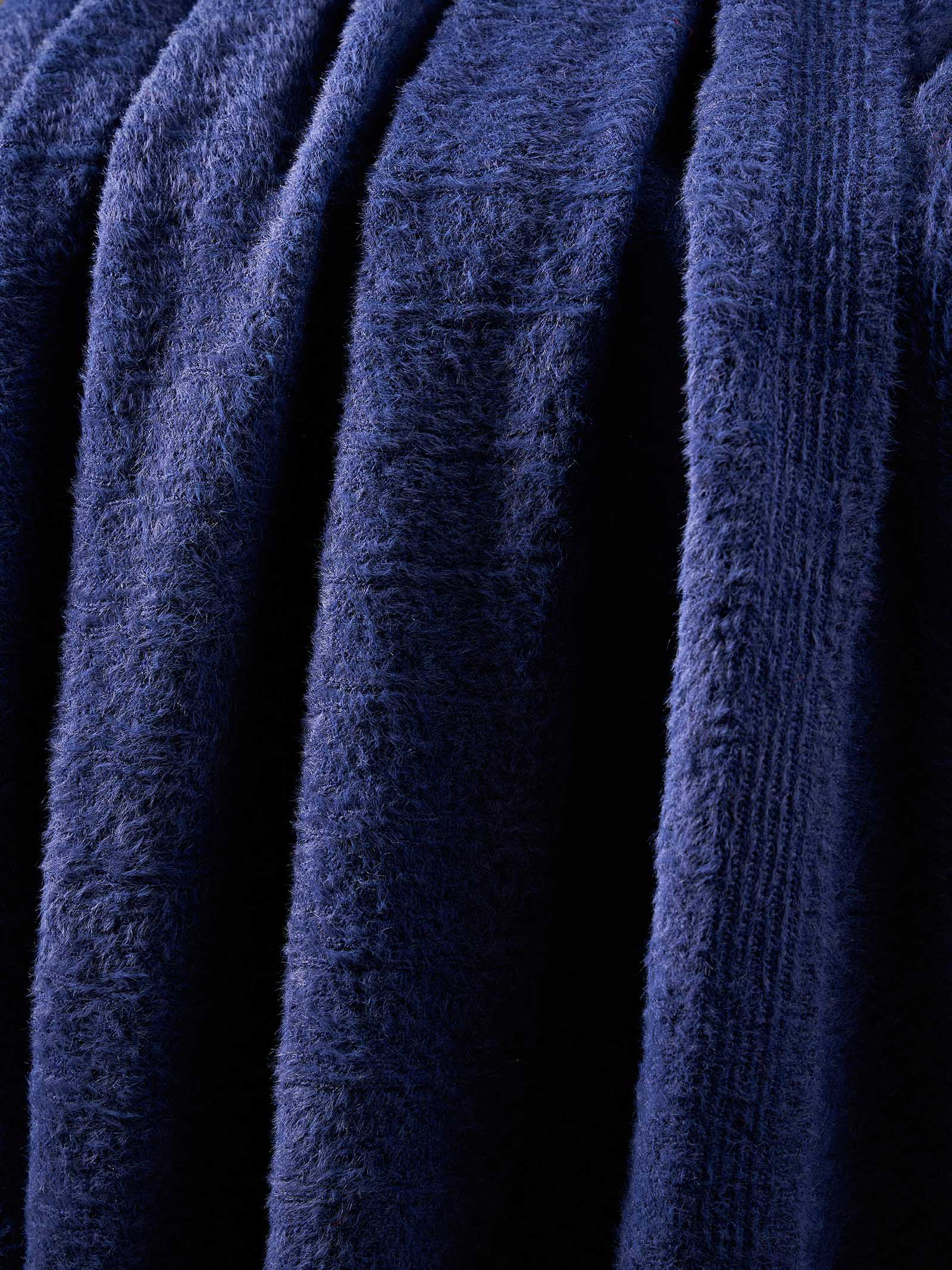 Woolen Throw Peacock