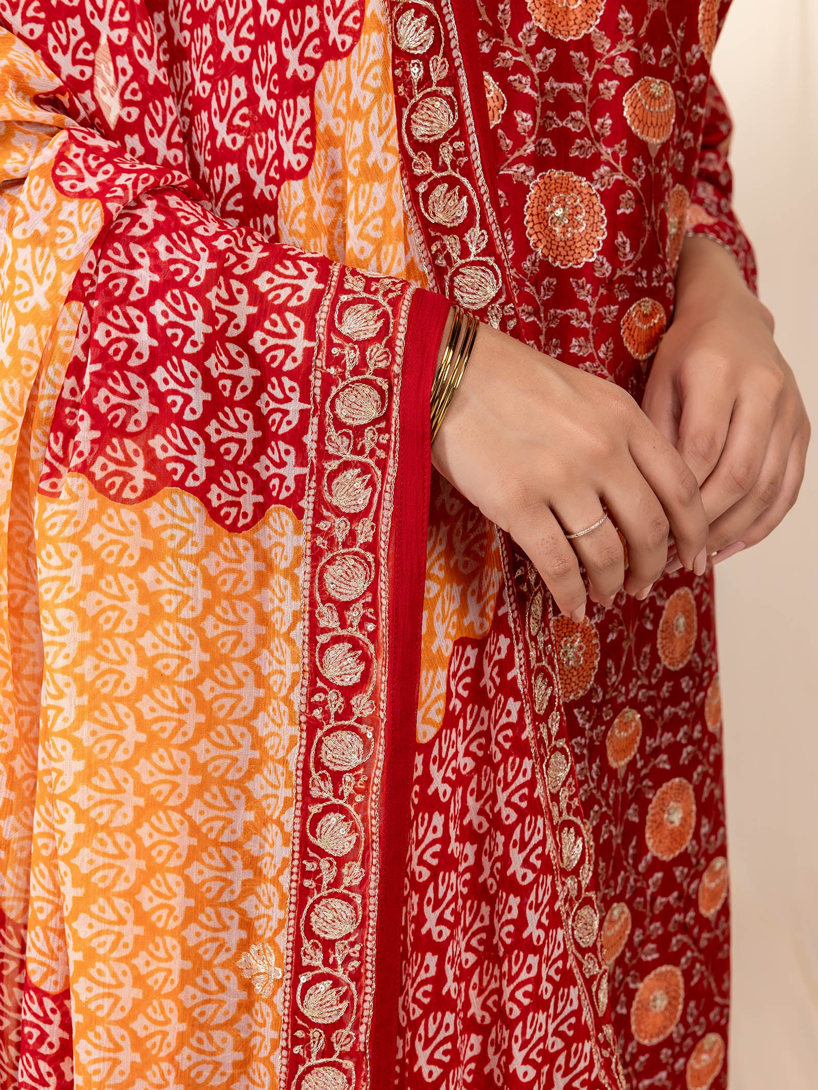 Sakhi Saheliya Red Chiffon Dupatta