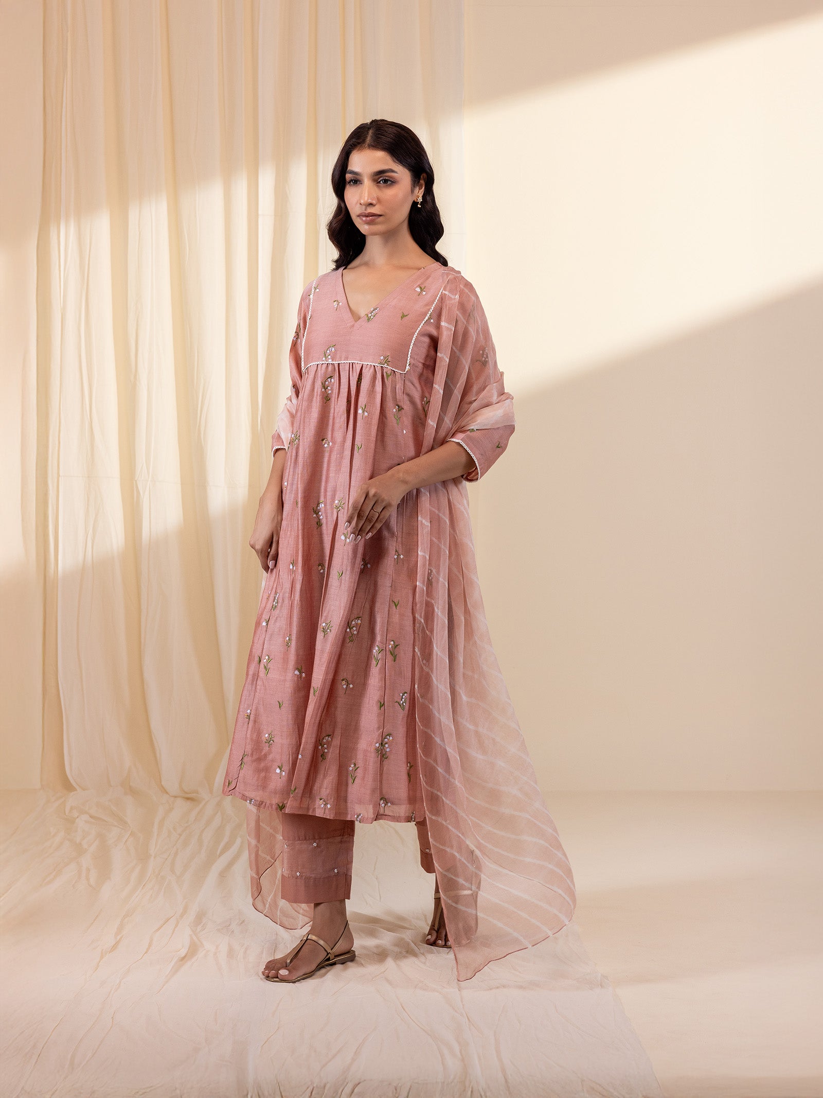 Alice In Wonderland Peach Chiffon Dupatta