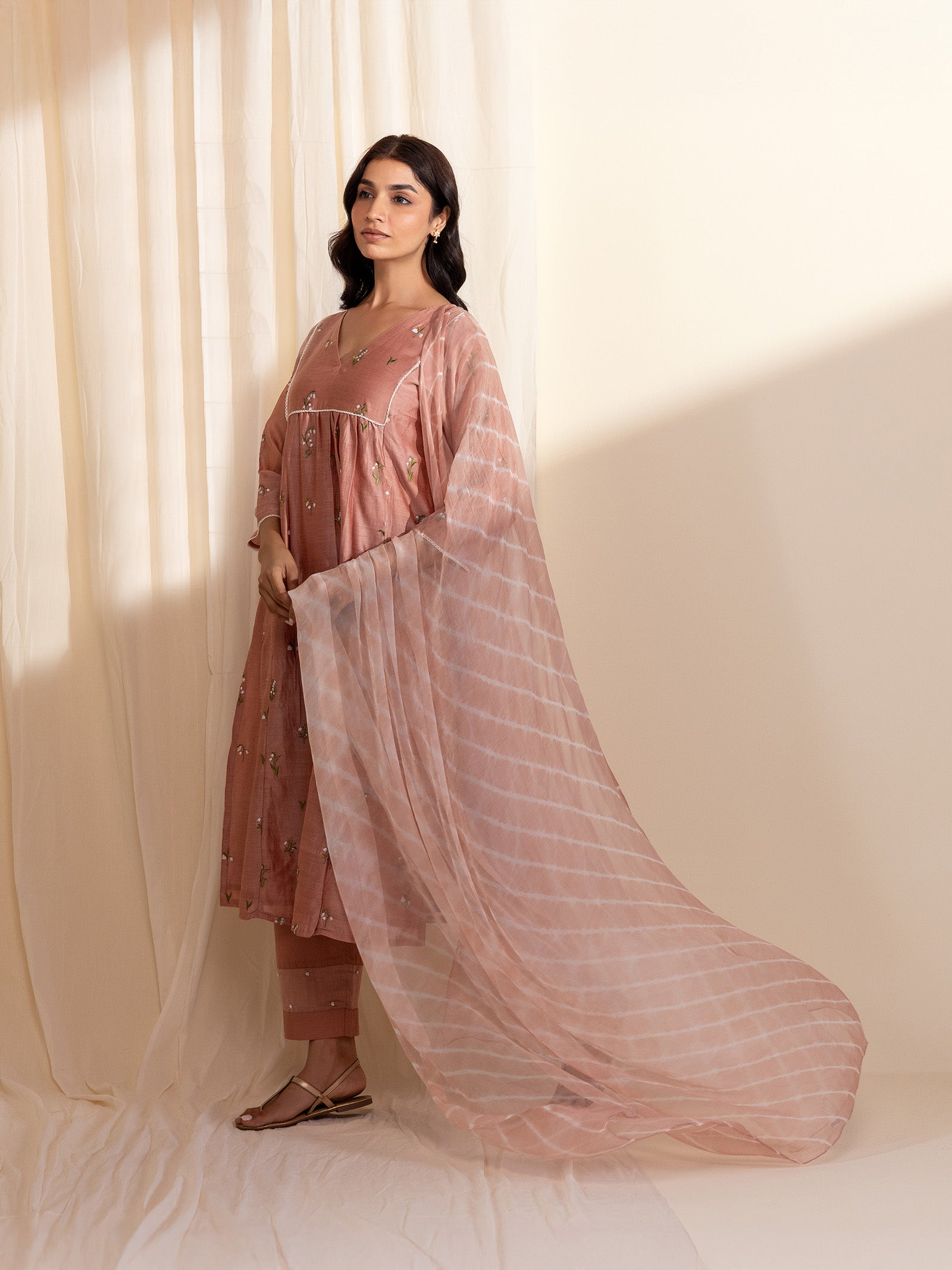 Alice In Wonderland Peach Chiffon Dupatta