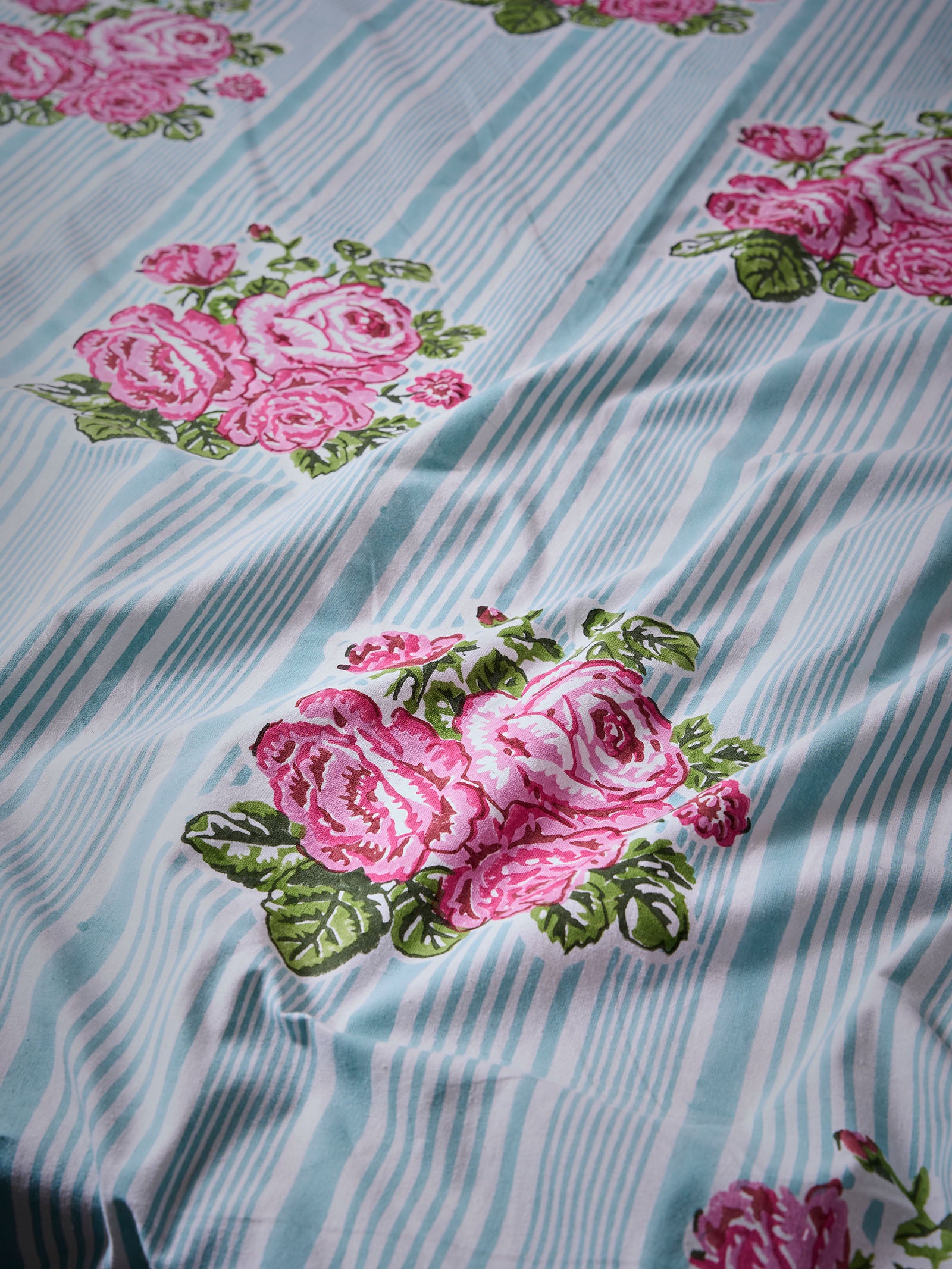 Cottage Rose Bed Cover