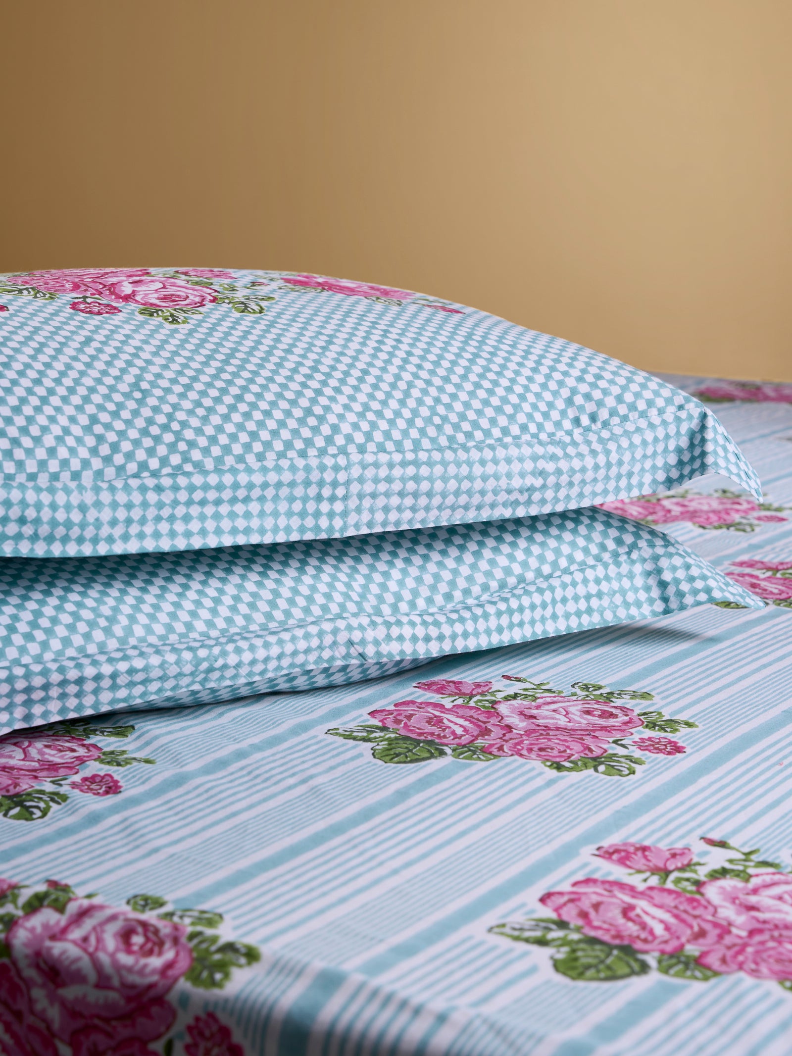 Cottage Rose Pillow Cover (Set of 2)