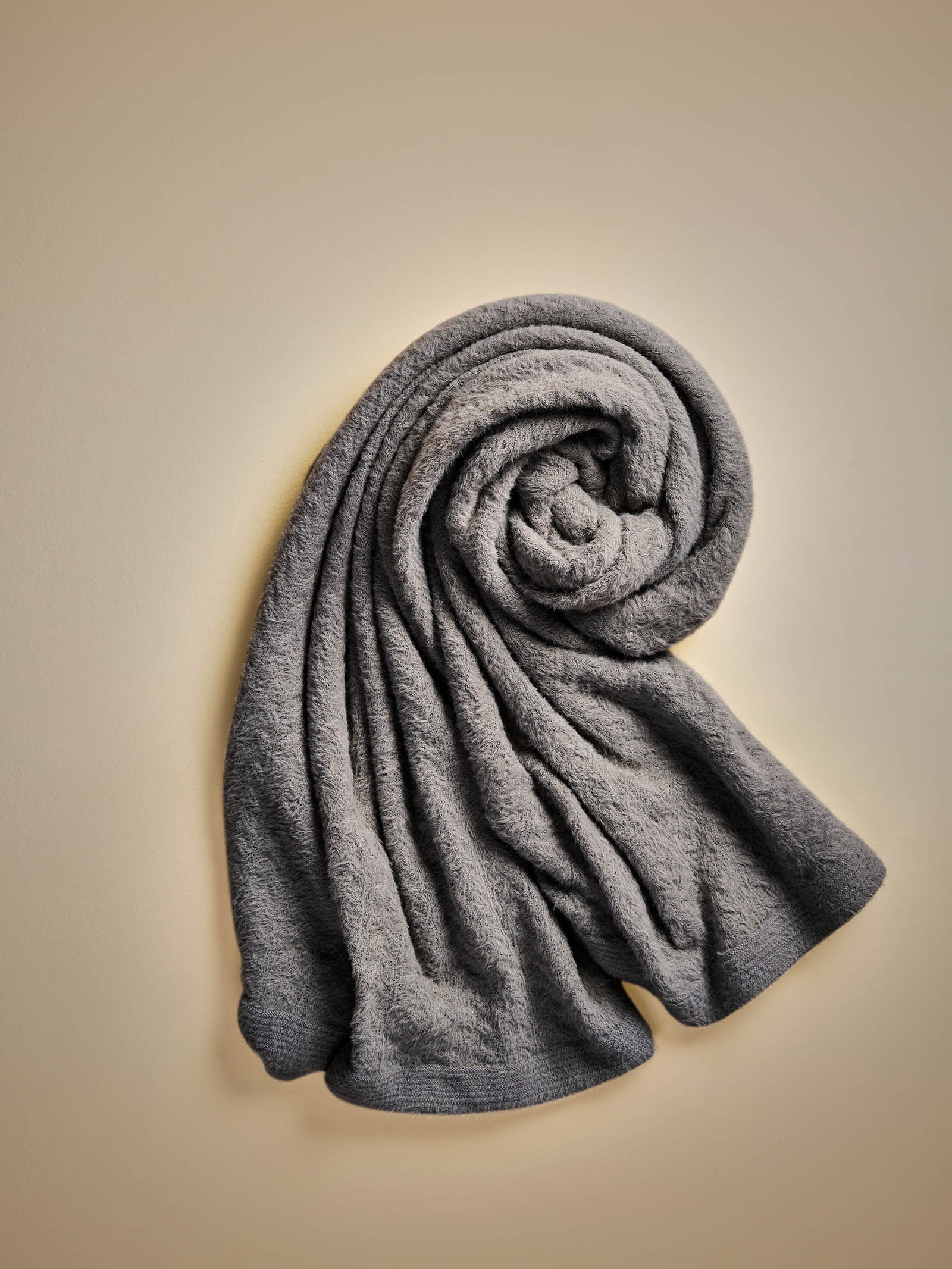 Woolen Throw Dove