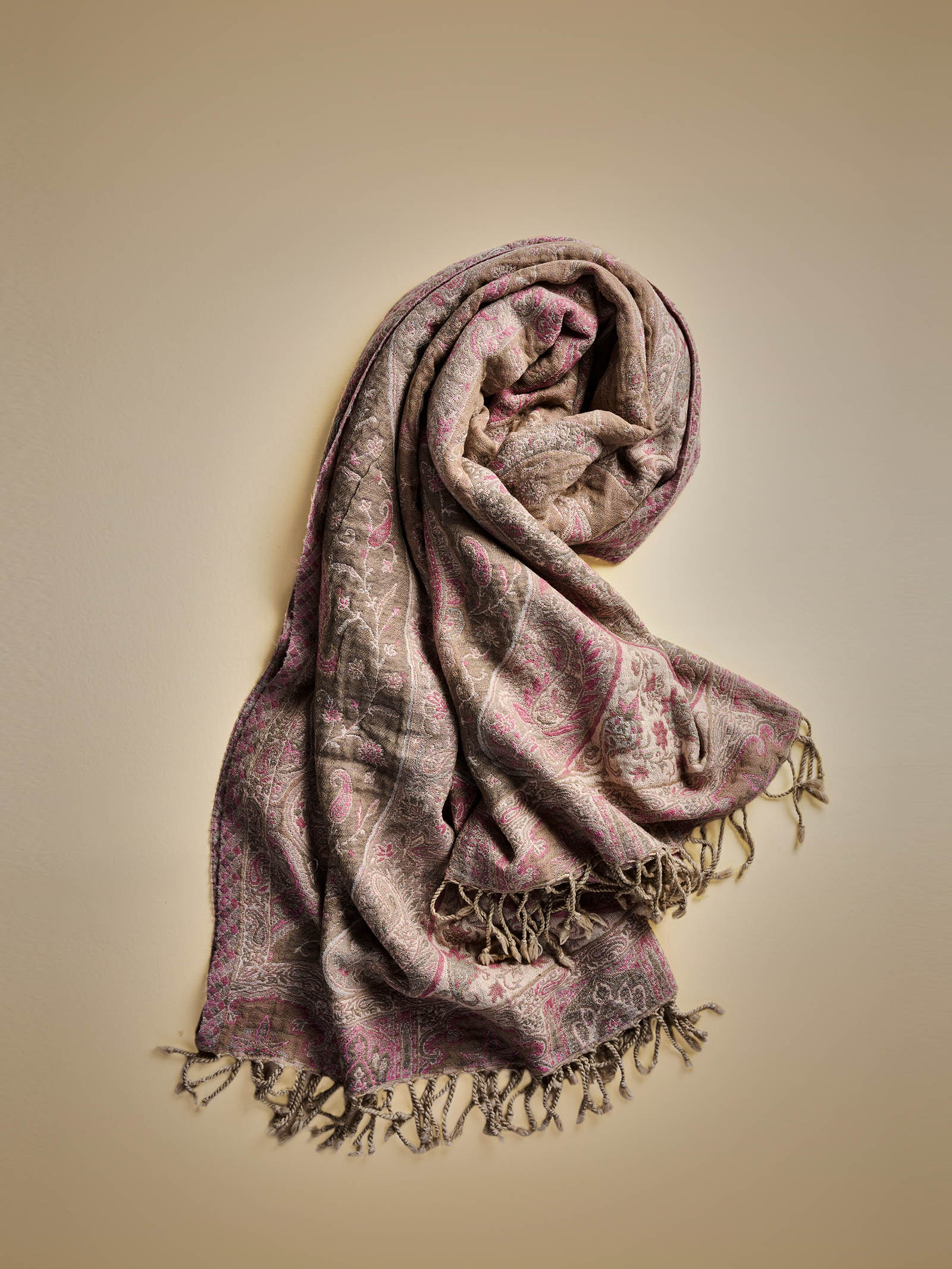 Woolen Throw Jamawar Weaves - Pink