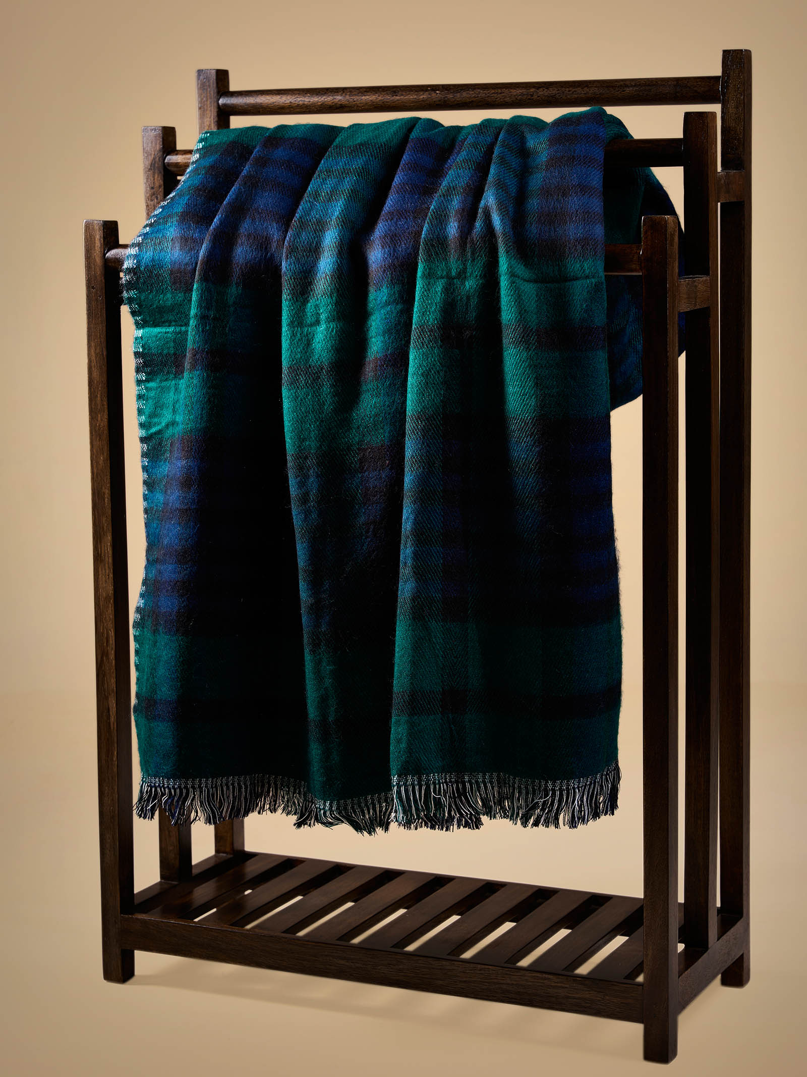 Woolen Throw B-Navy