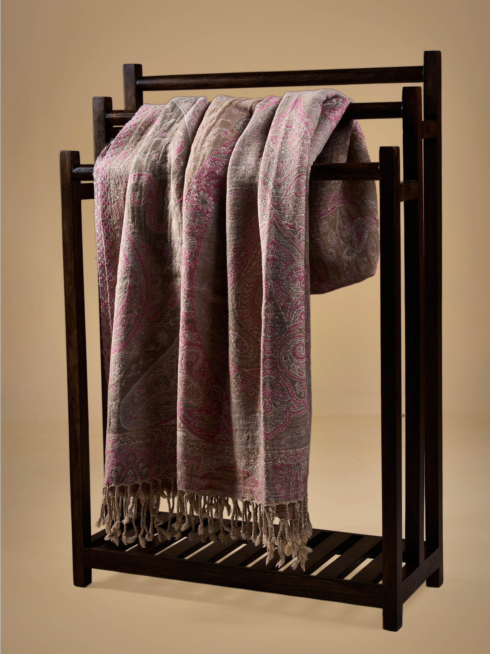 Woolen Throw Jamawar Weaves - Pink