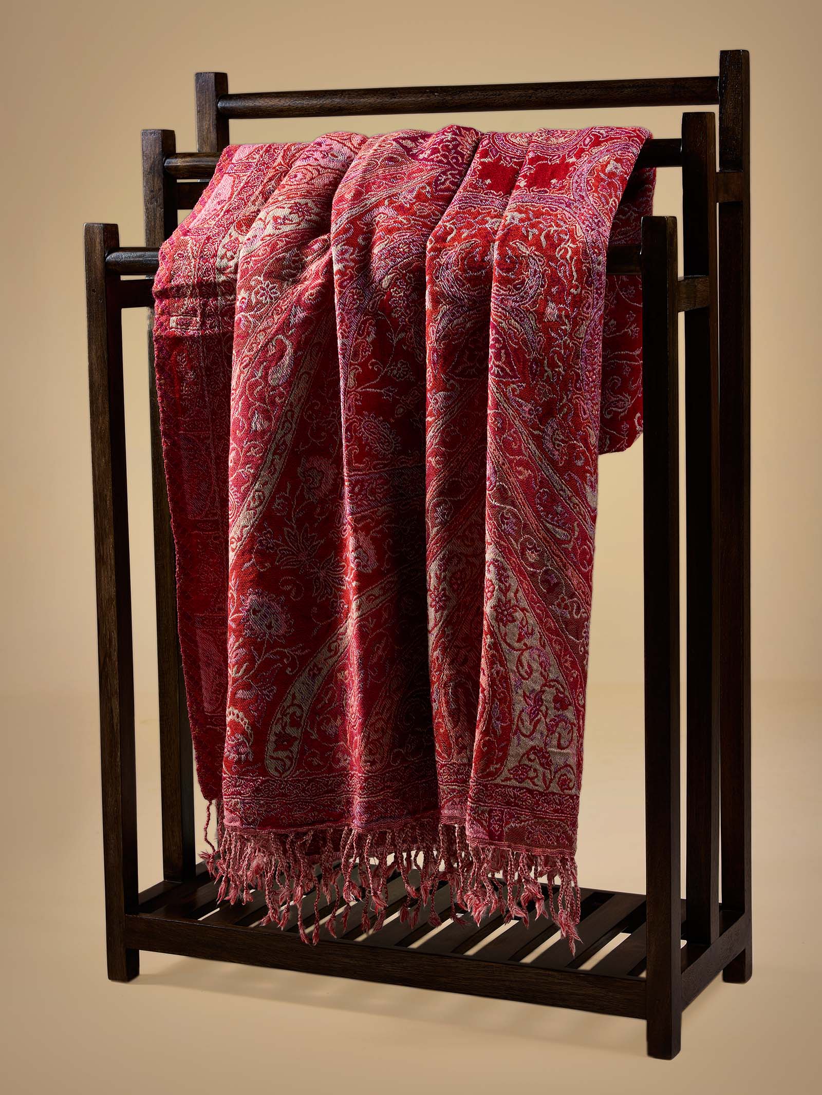 Woolen Throw Jamawar Weaves - Red