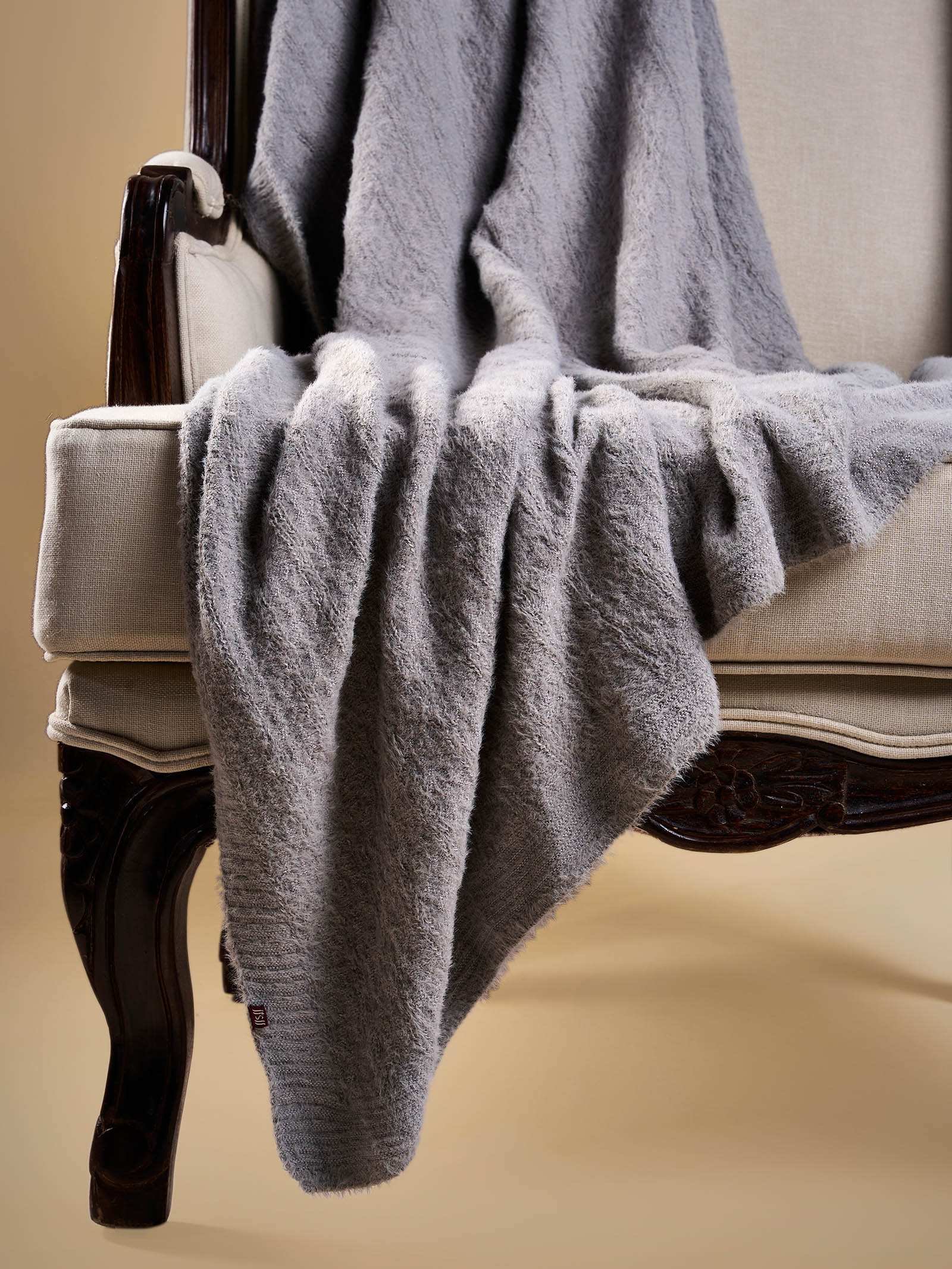 Woolen Throw Dove