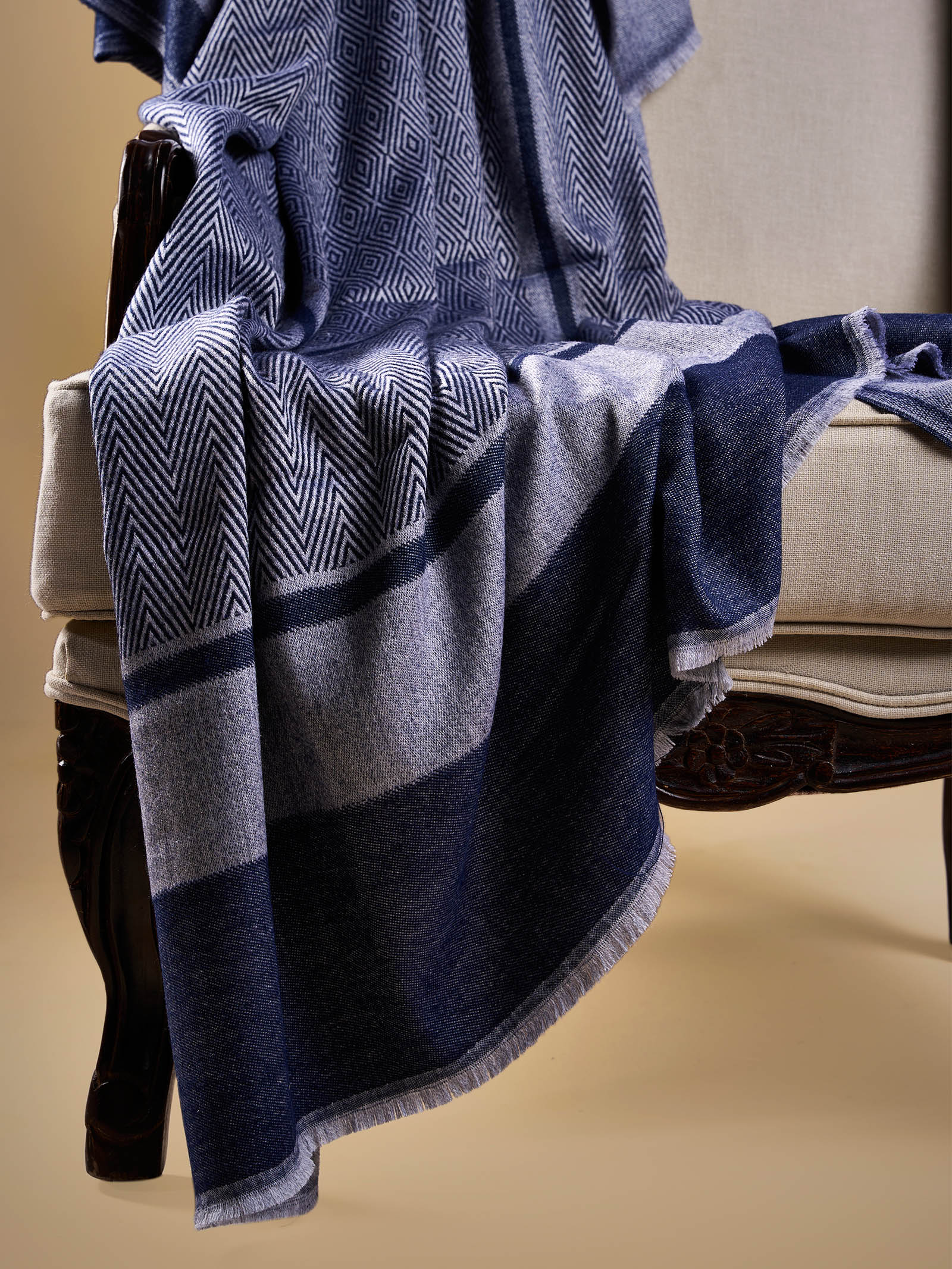 Woolen Throw Handloom- Blue