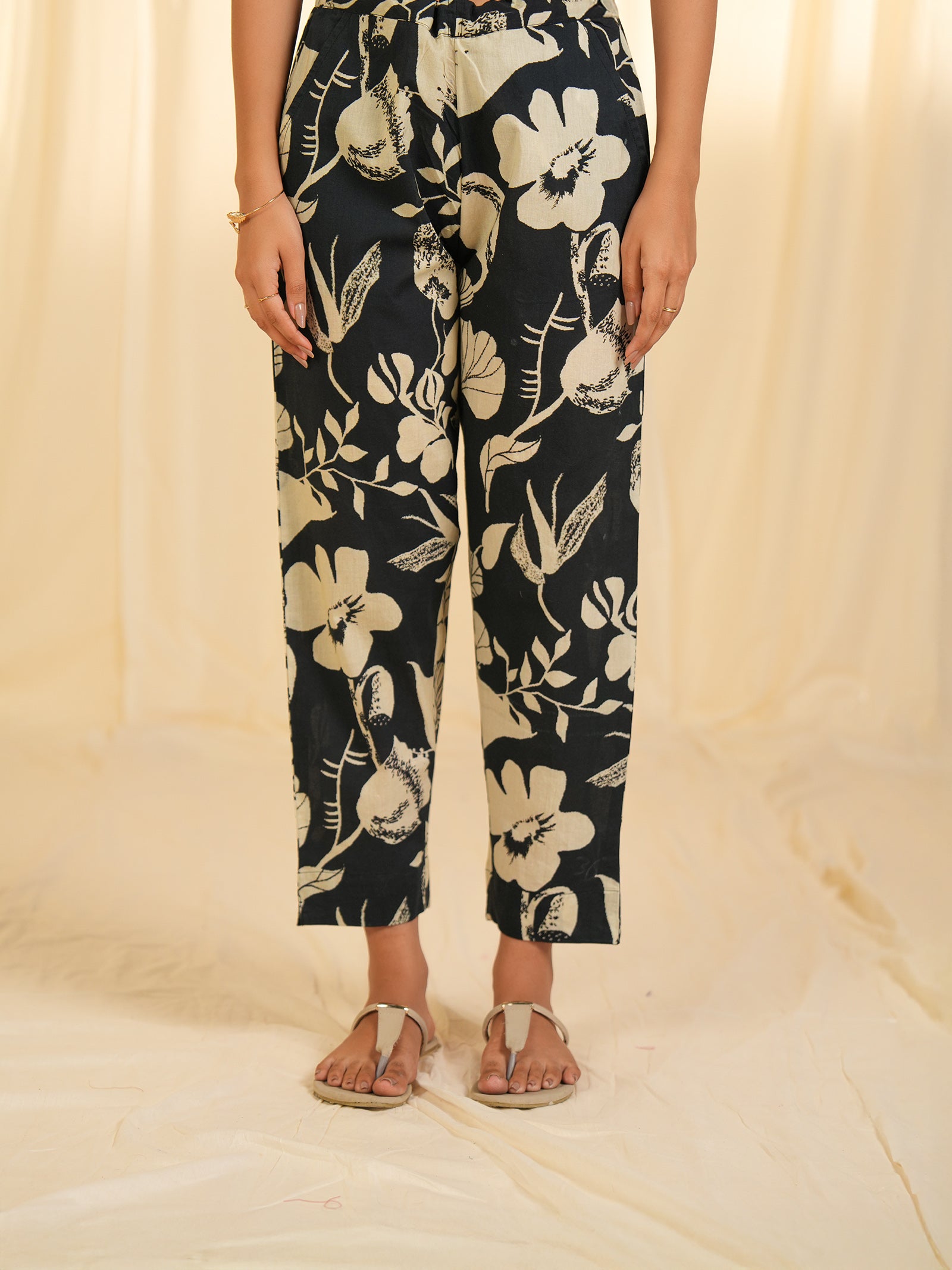 Basic Black Cotton Seriously Short Pants