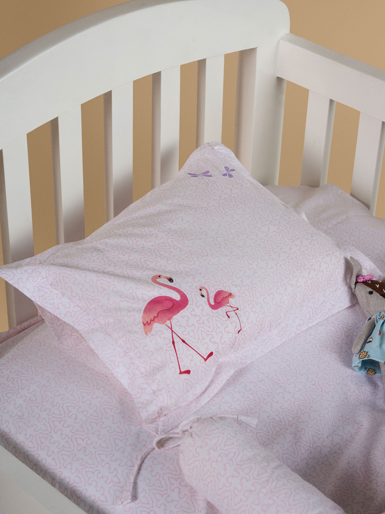 Bird Life Crib Set