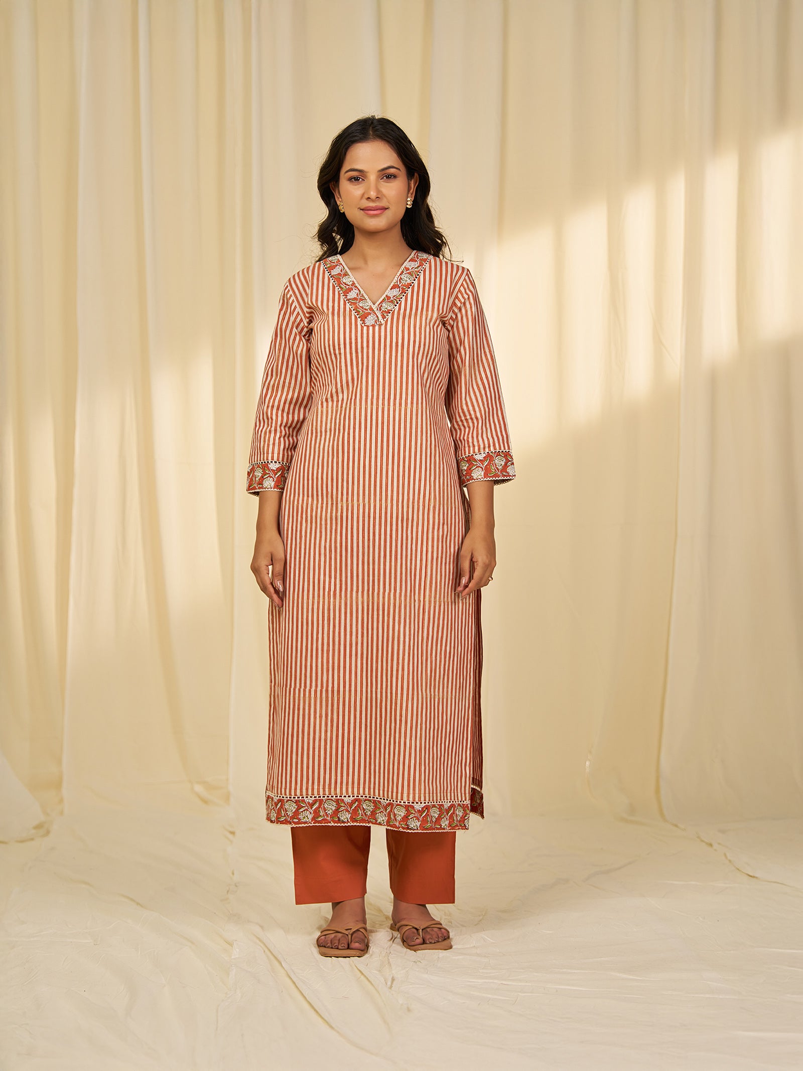 Brick Wall Cotton Kurta