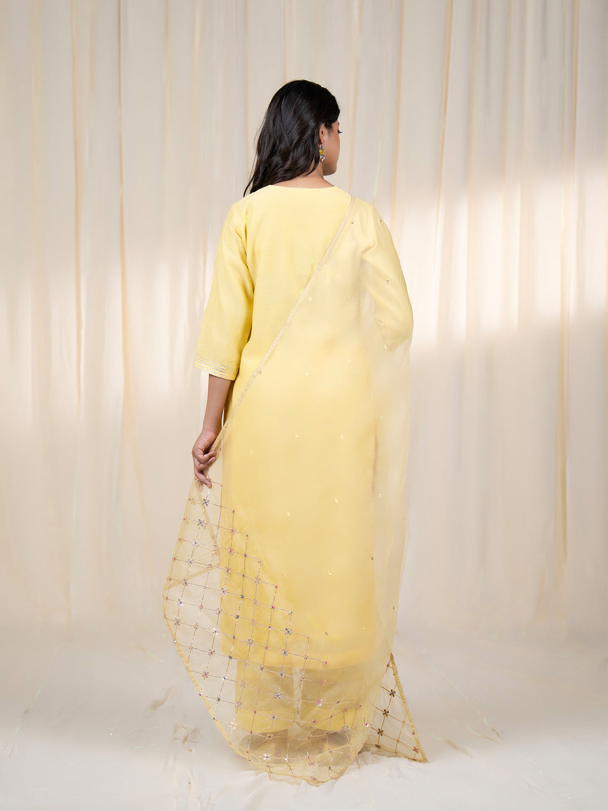 Chama-Cham Lemon Organza Dupatta
