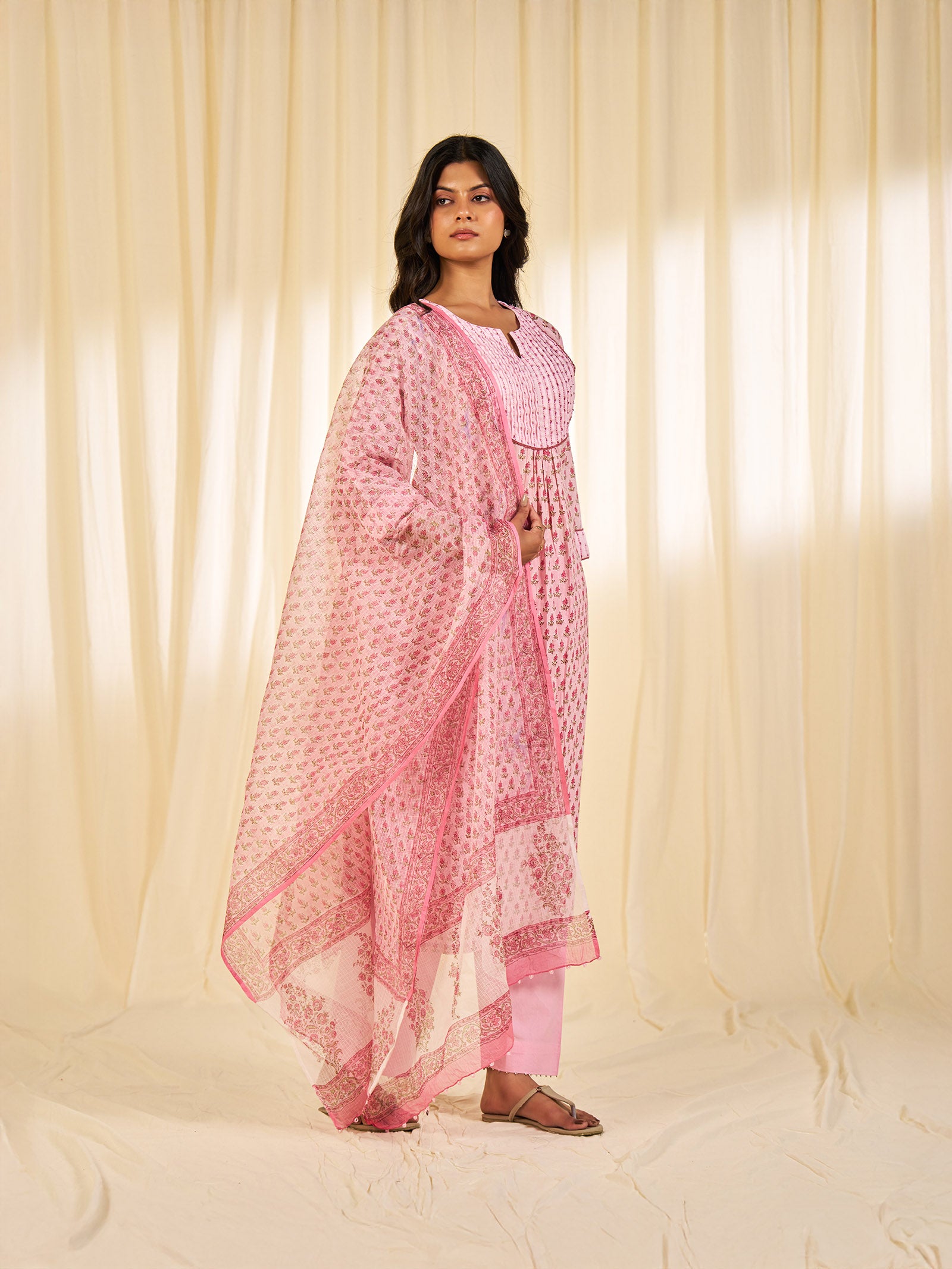 Chhoti Pink Kota Dupatta