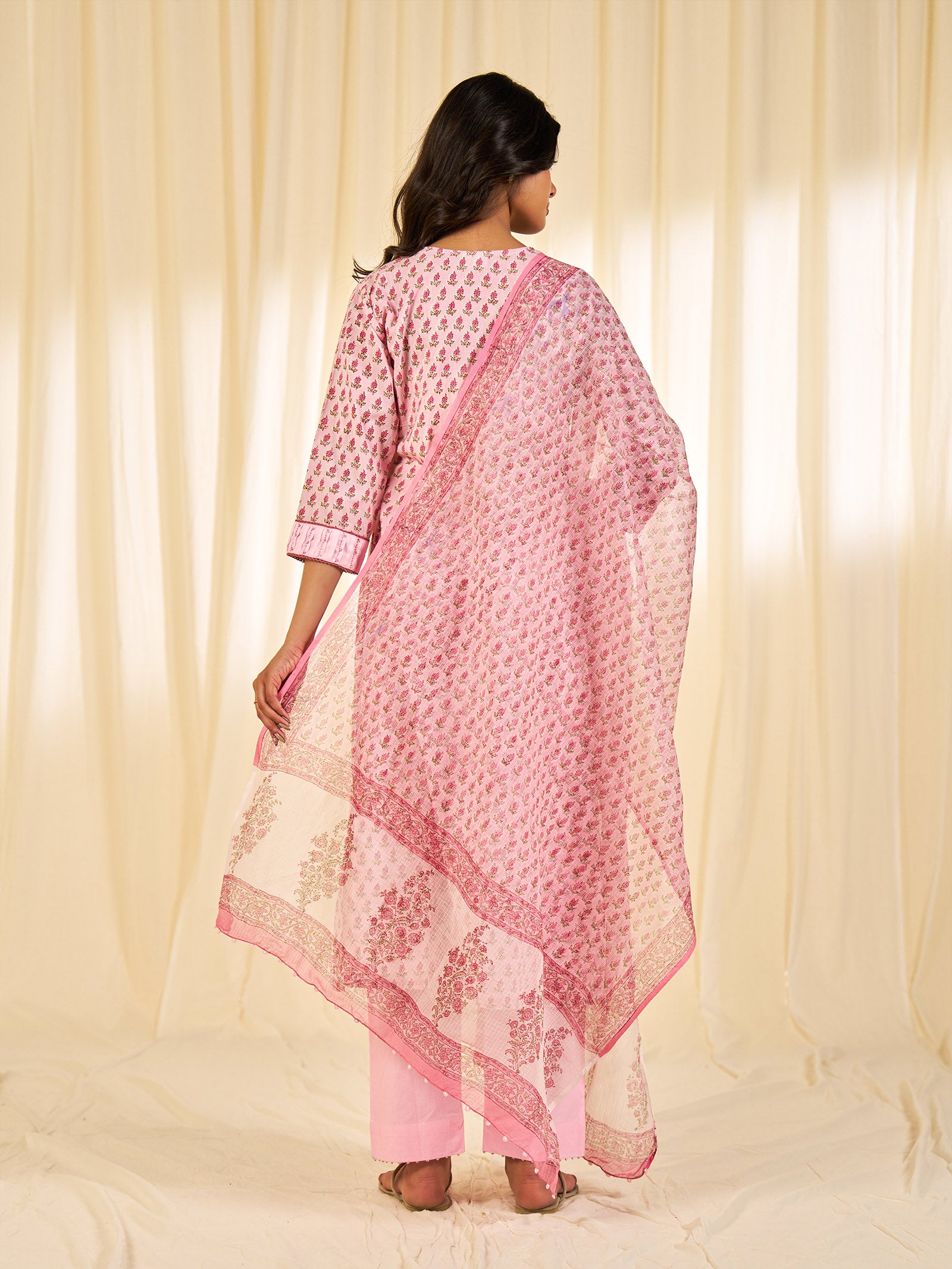 Chhoti Pink Kota Dupatta
