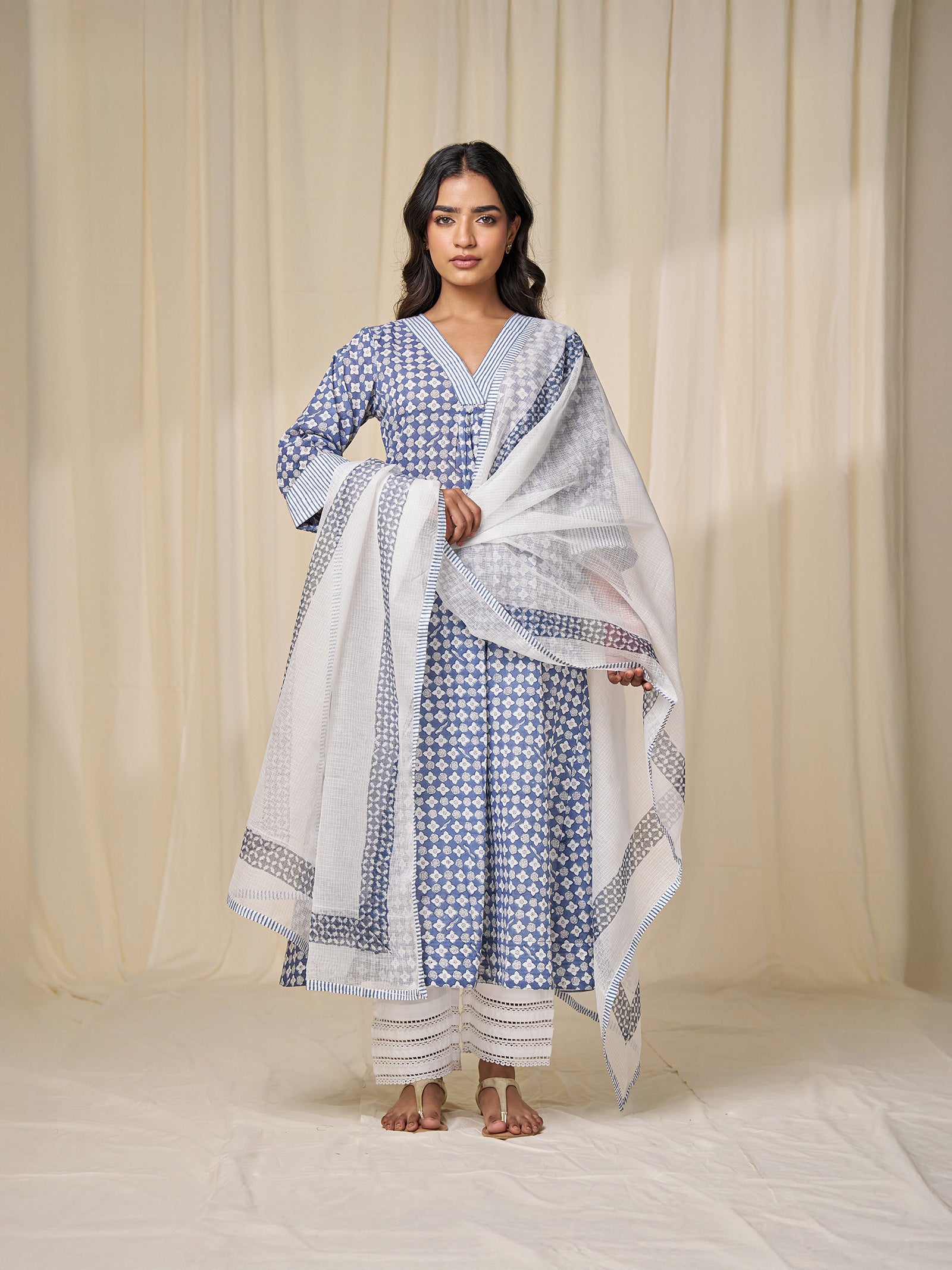 Cloudy Mist Kota Dupatta