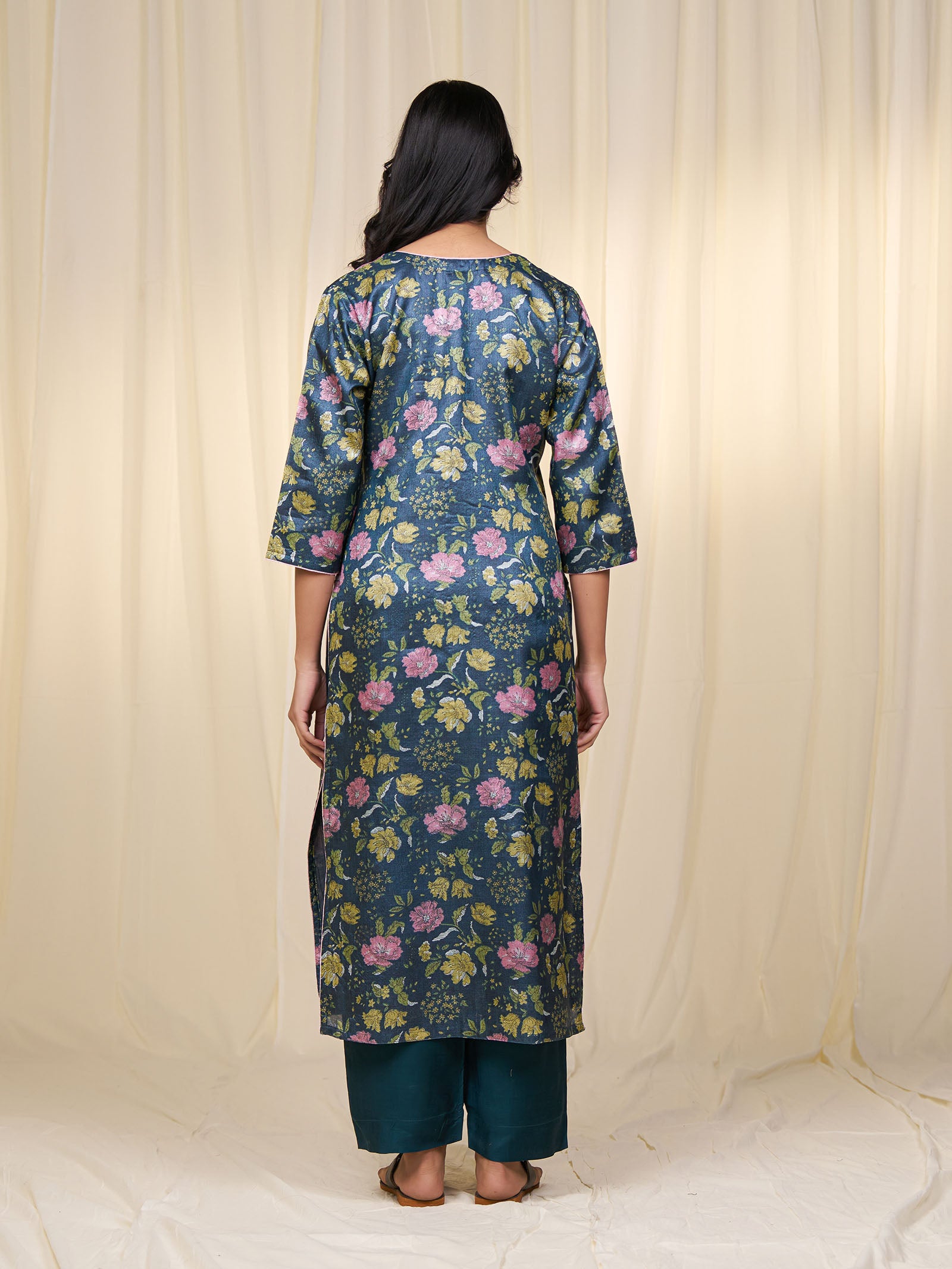 Kahani Silk Kurta