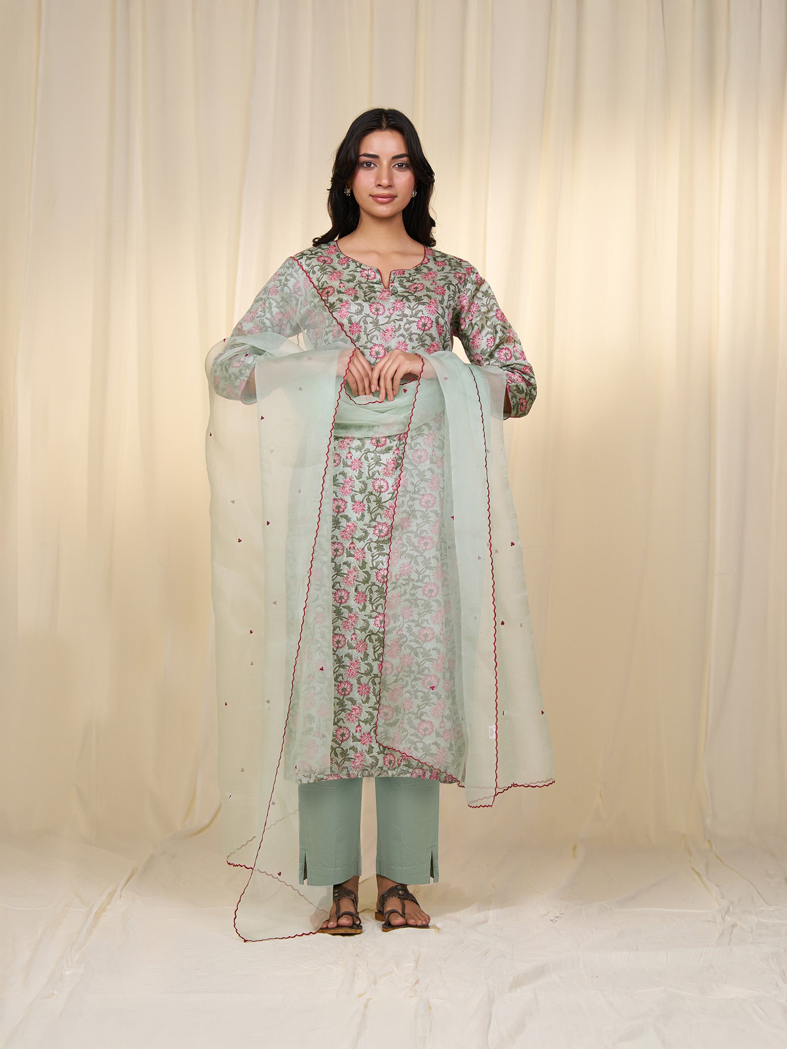 Shayari Organza Dupatta