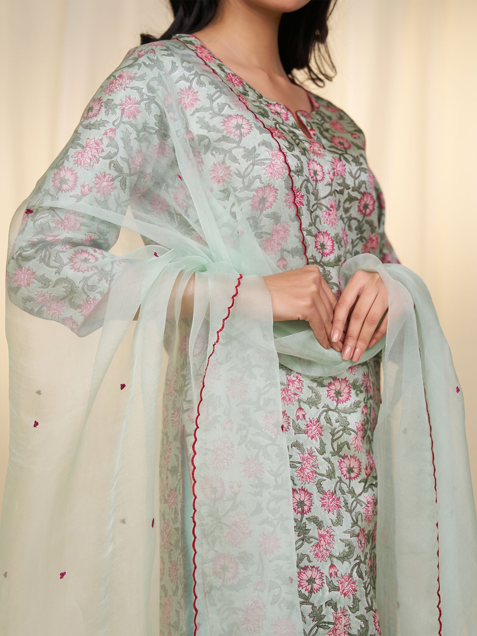 Shayari Organza Dupatta