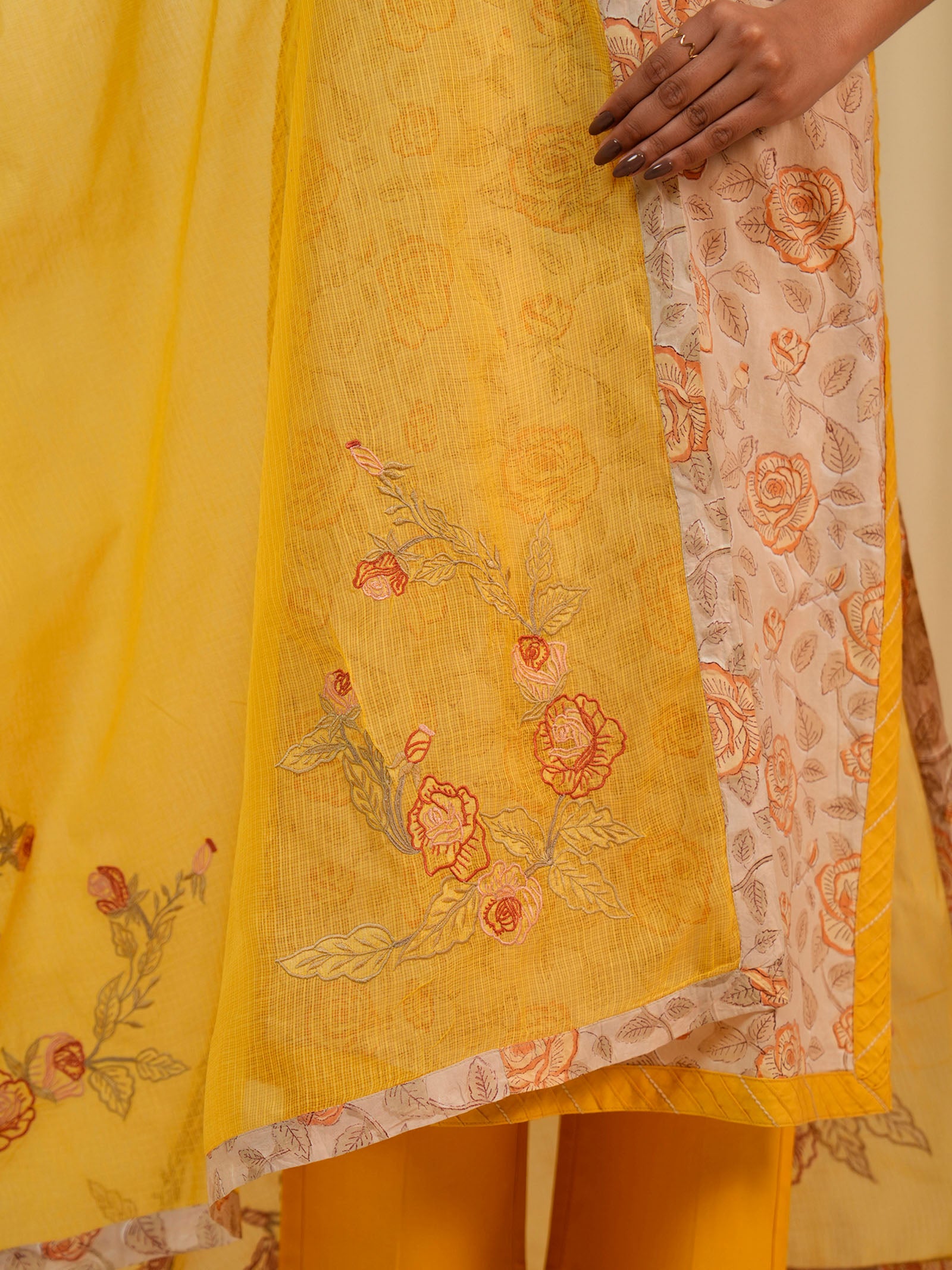 Basant Kota Dupatta