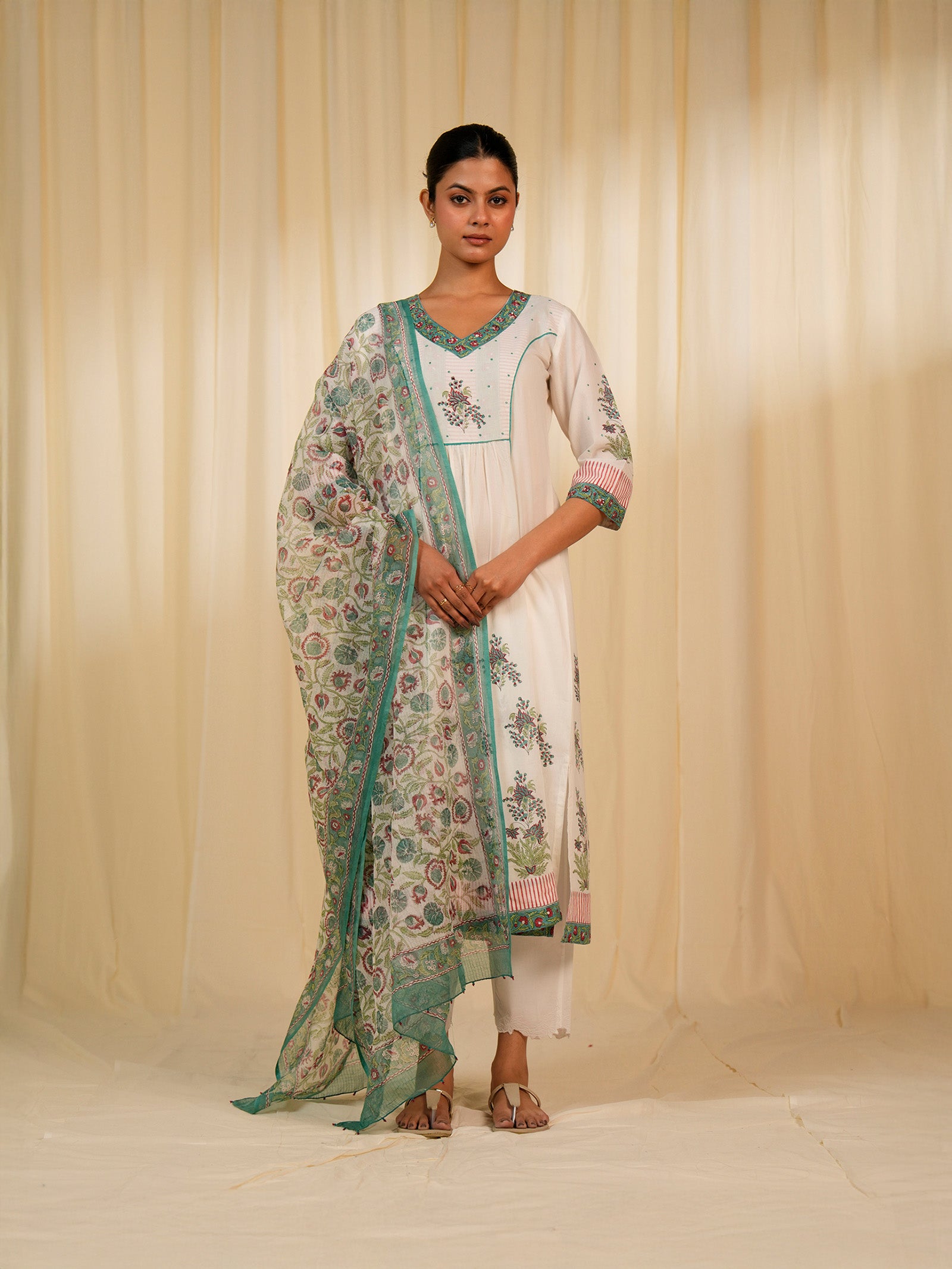 R3 Kota Dupatta