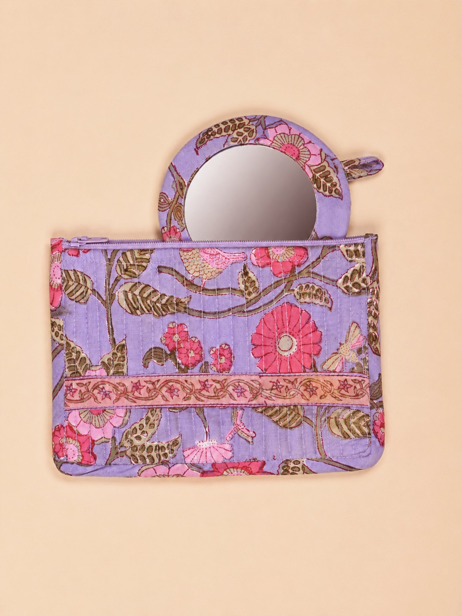 Daisy Quilted Makeup Pouch With Mirror