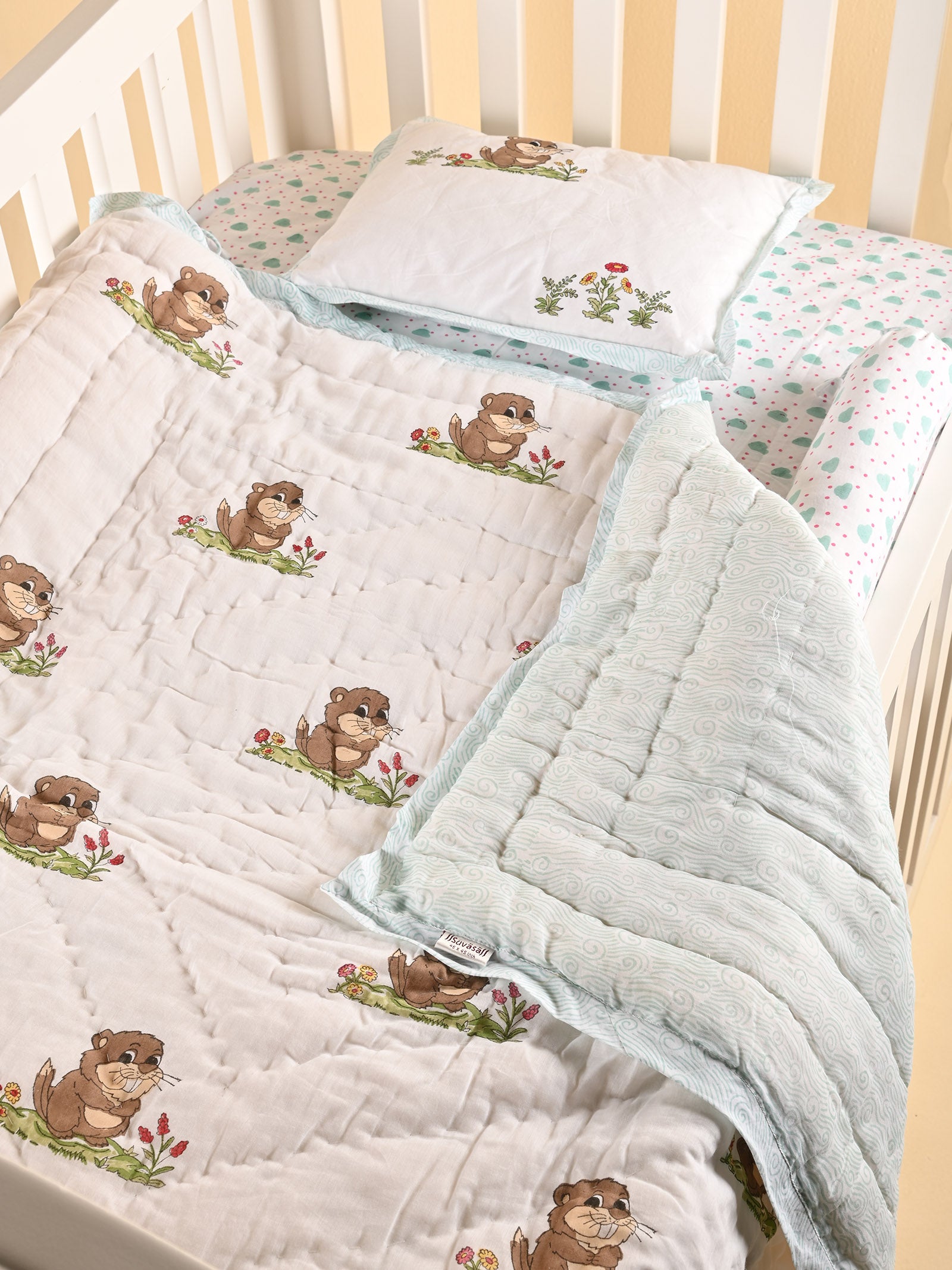 Eager Beaver Crib Set