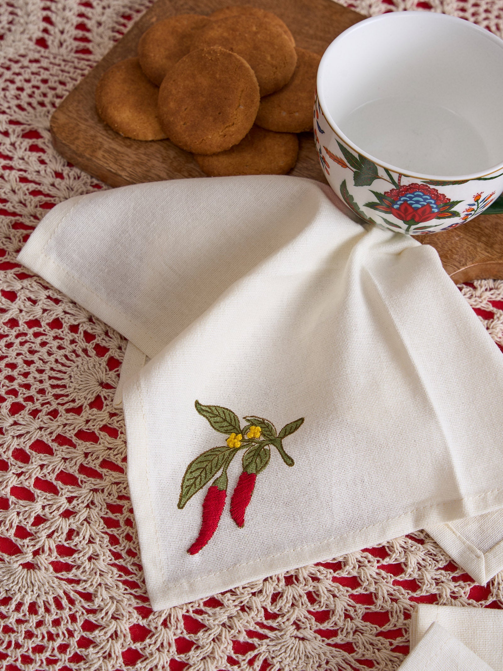 Emb. Napkin - Red Chilly ( Set of 6 )
