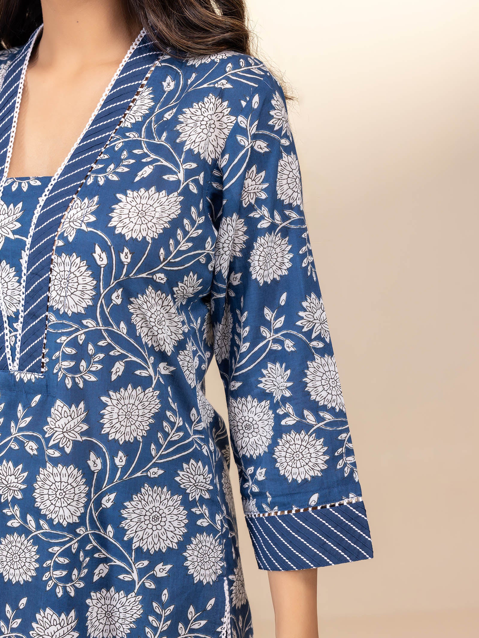 Frosted Bloom Cotton Kurta