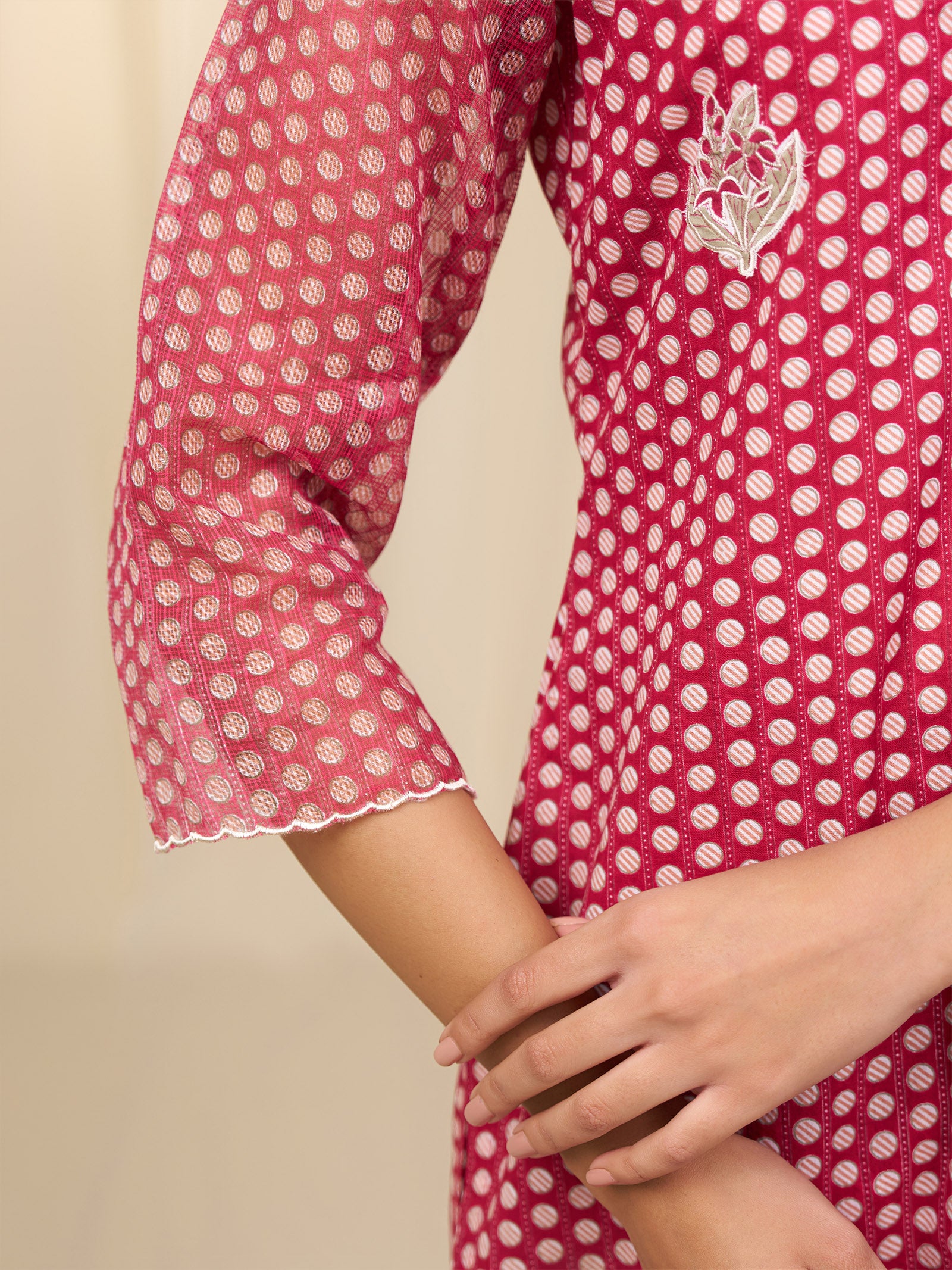 Gol Gulabi Cotton Kurta