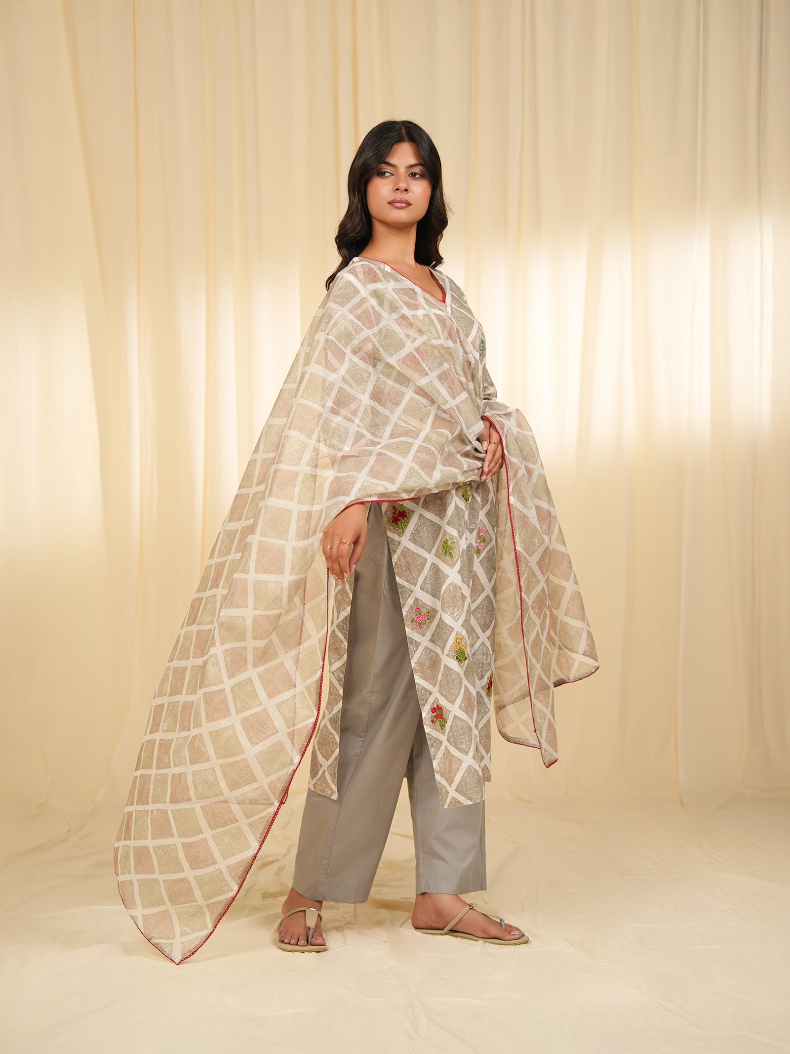Grey Square Kota Dupatta