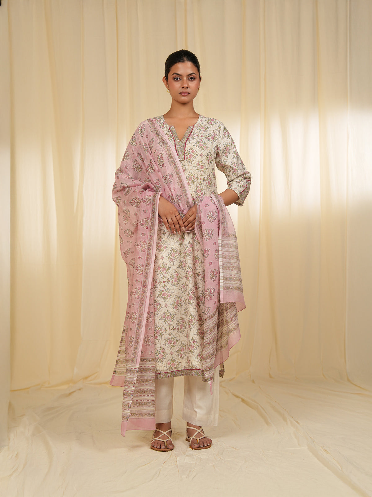Gulposh Chanderi Dupatta
