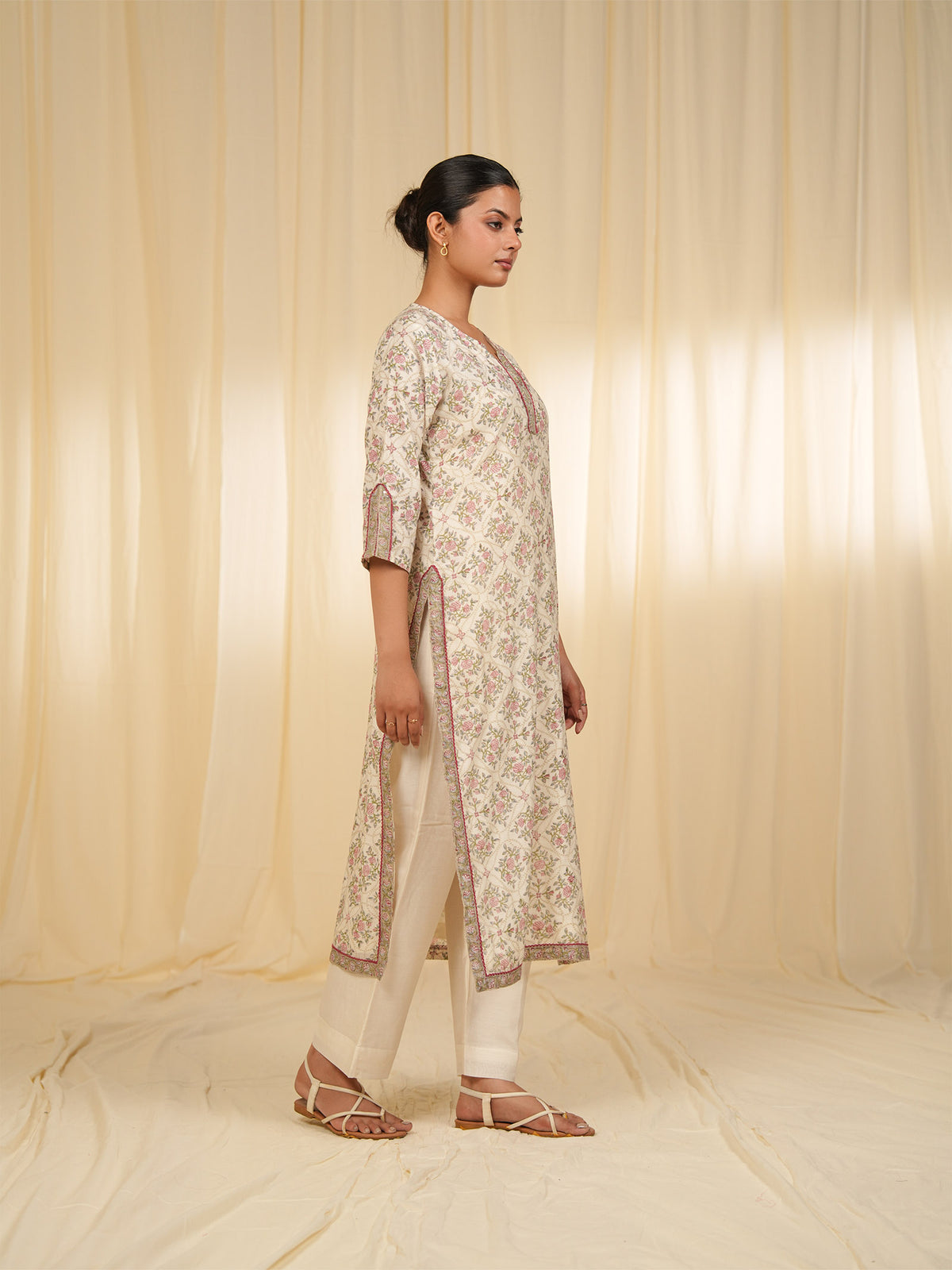 Gulposh Chanderi Kurta
