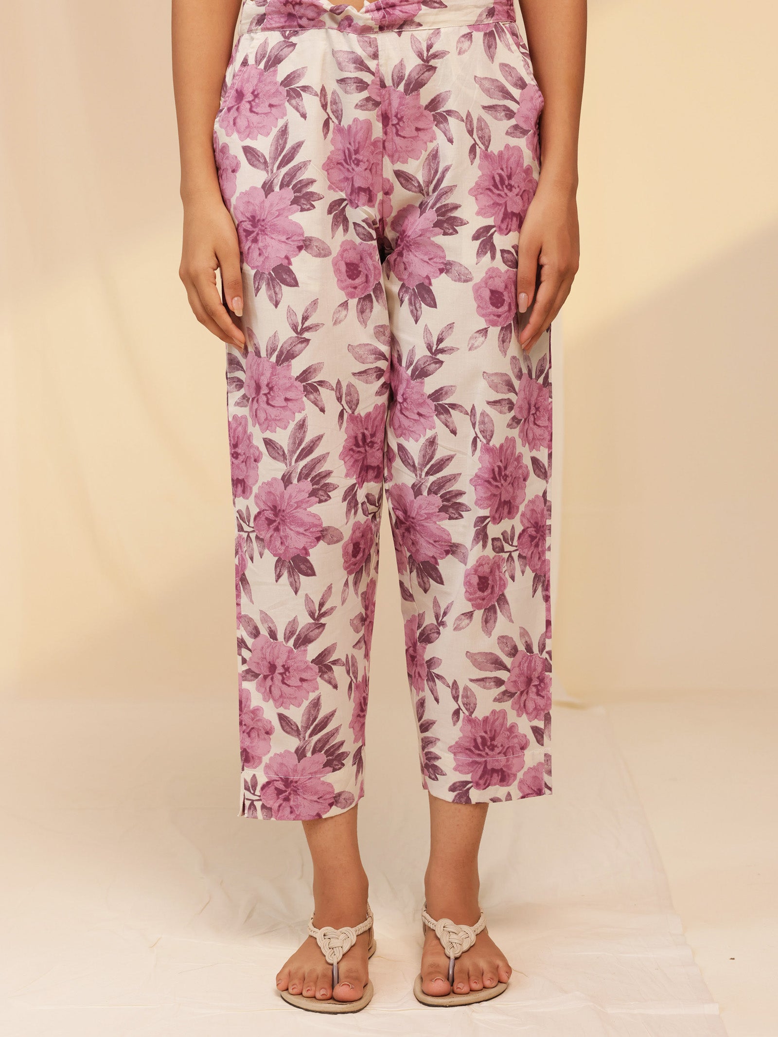 Manhattan Cotton Seriously Short Pants