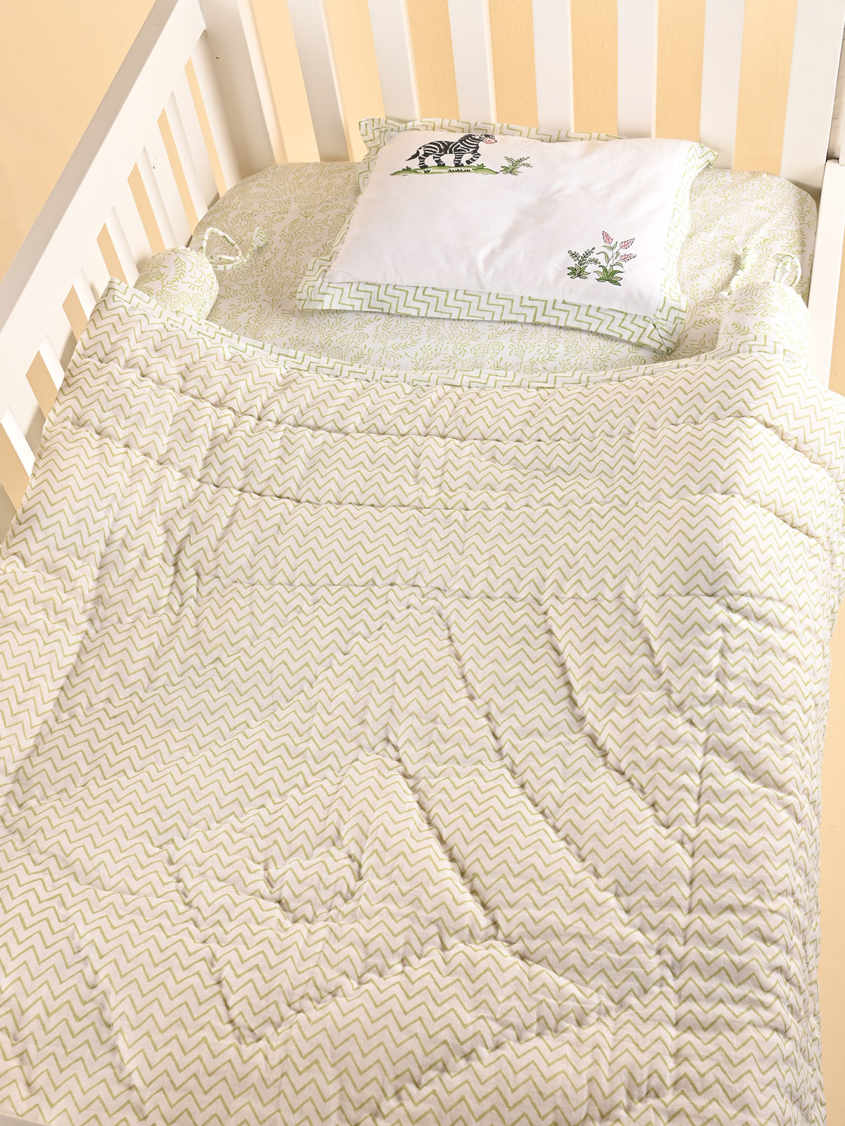 Marty Zebra Crib Set