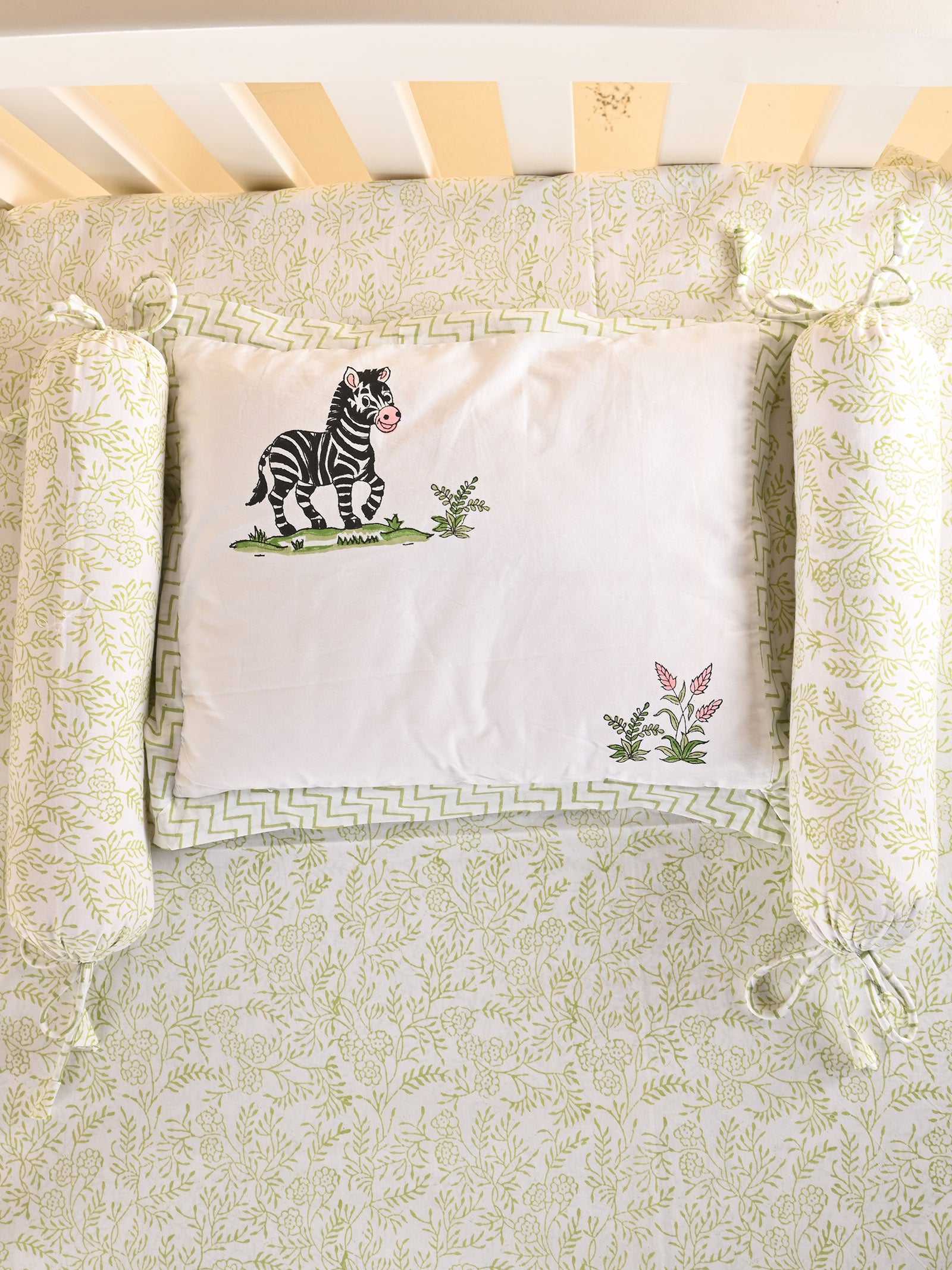 Marty Zebra Crib Set