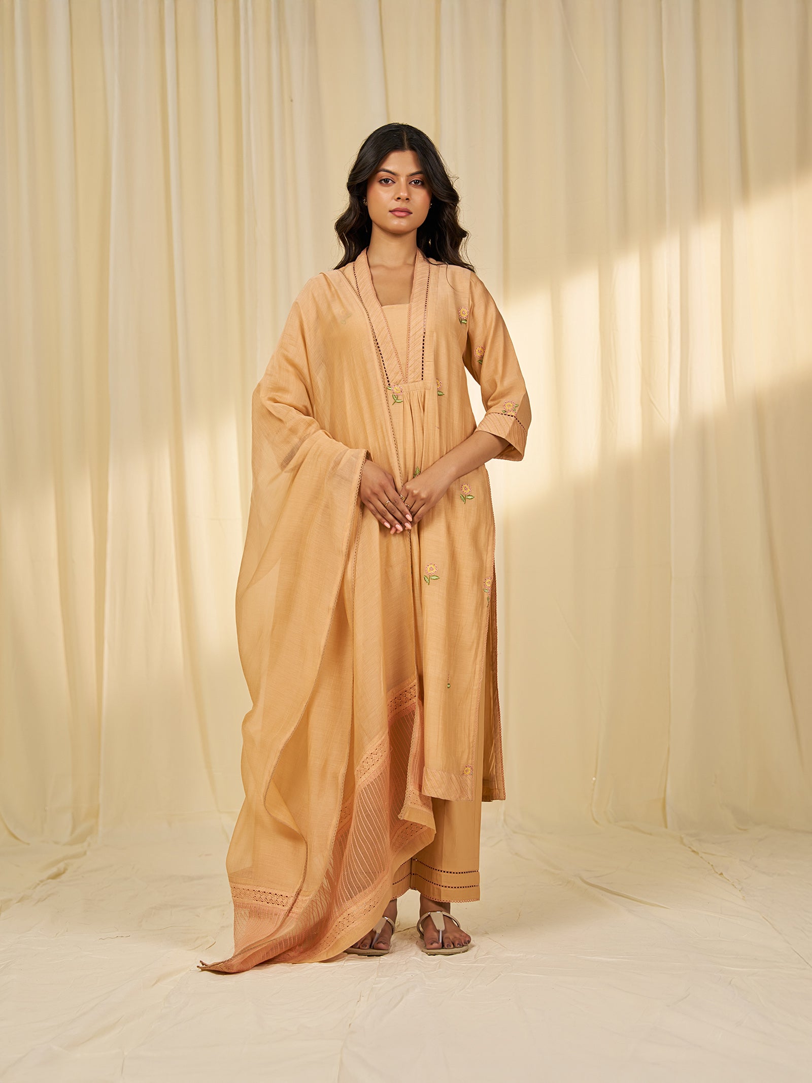 Naturals Wild Lantana Chanderi Dupatta