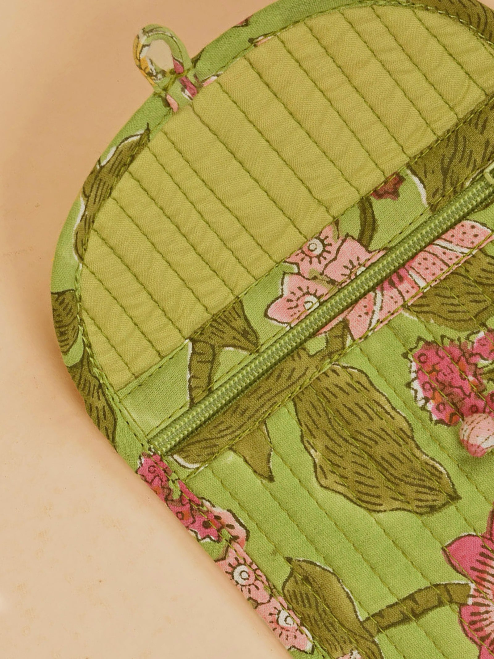 Passiflora Quilted Coin Purse