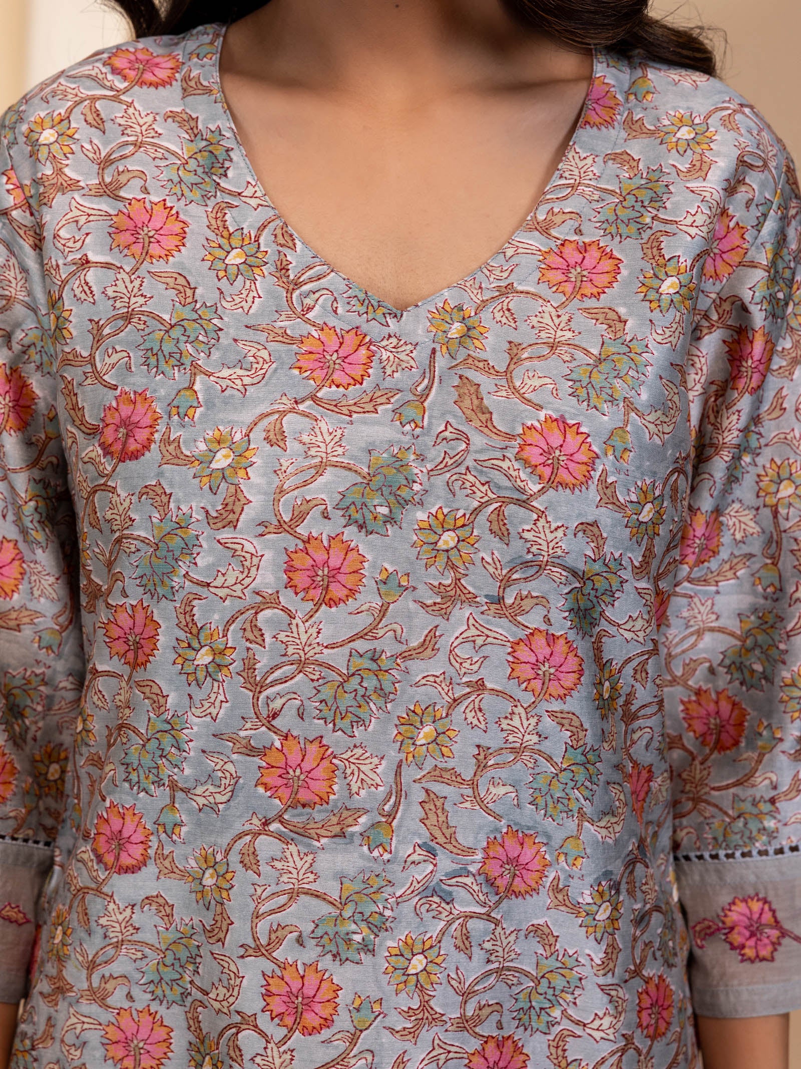 Rangrez Chanderi Kurta