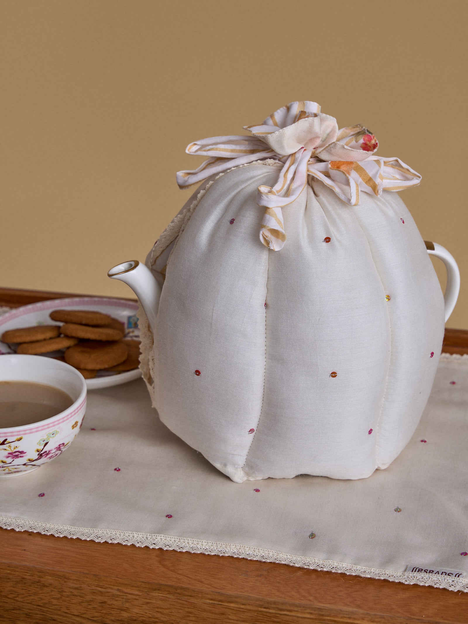 Lined Up Tea Cosy - Peach