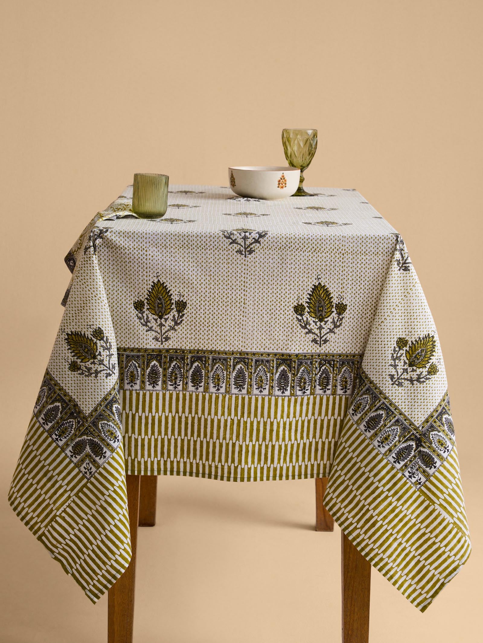 Kumbhalgarh Table Cover