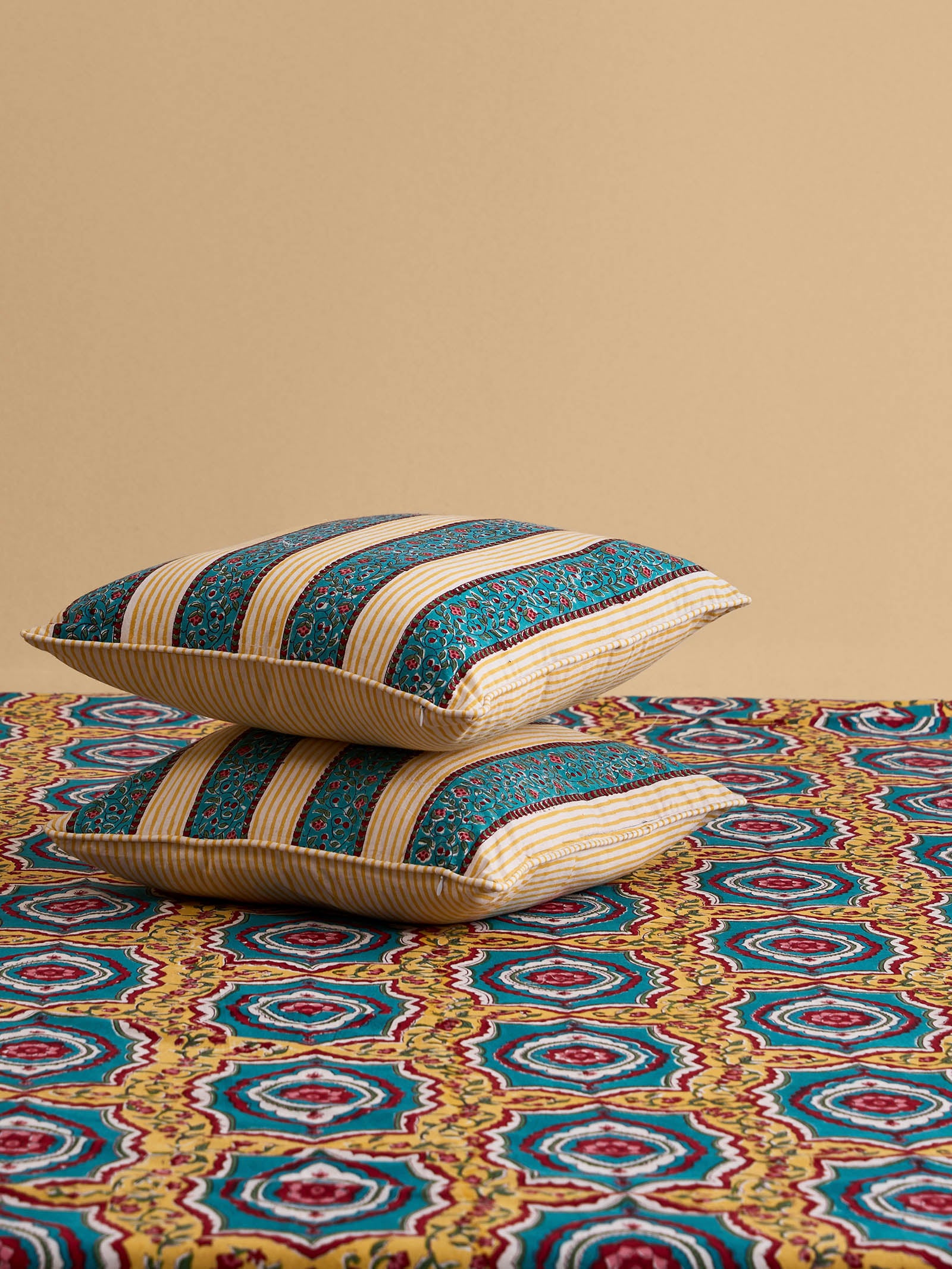 Nawalgarh 16" x 16" Cushion Cover