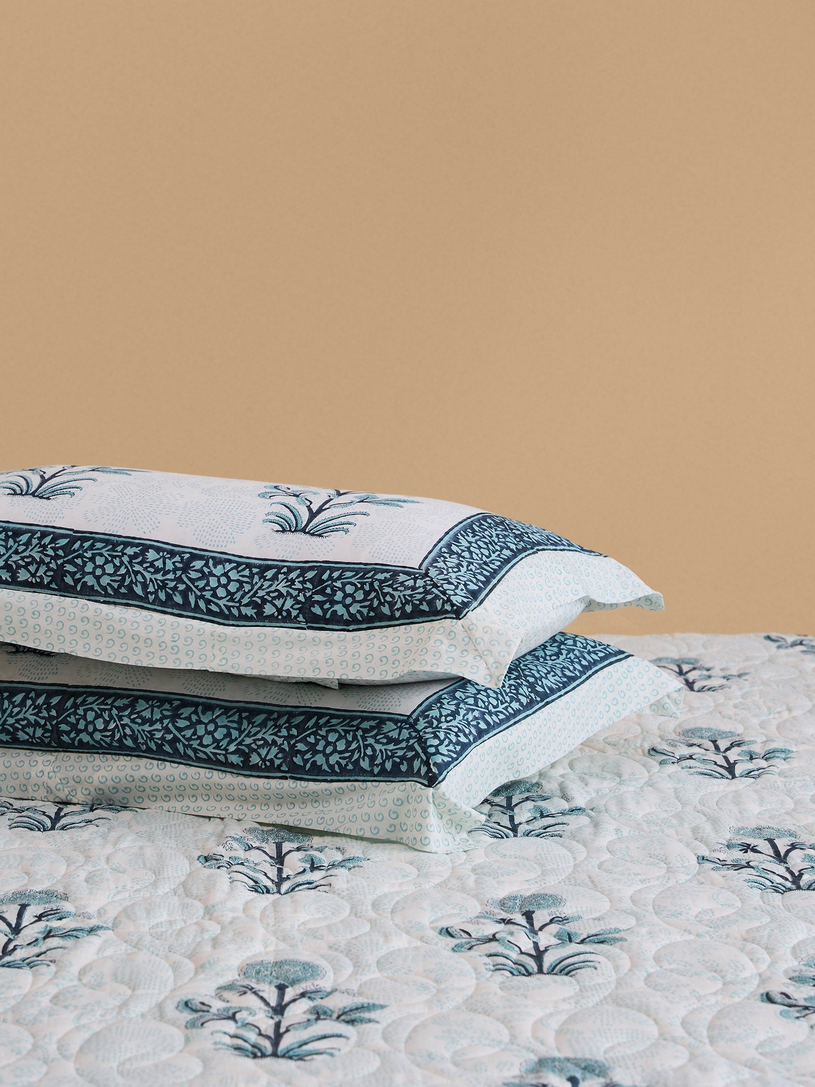 Sea Side Pillow Cover ( Set of 2 )