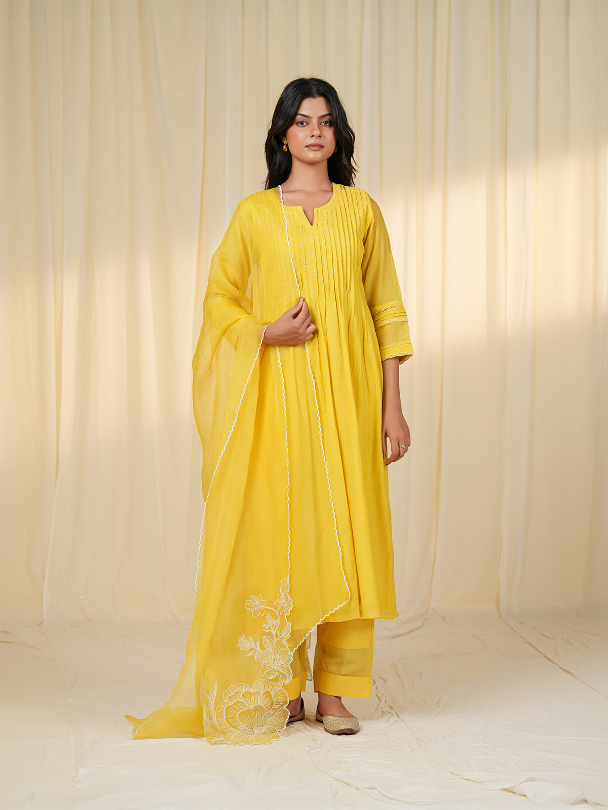 Sada Suhagan Bindi Chanderi Kurta